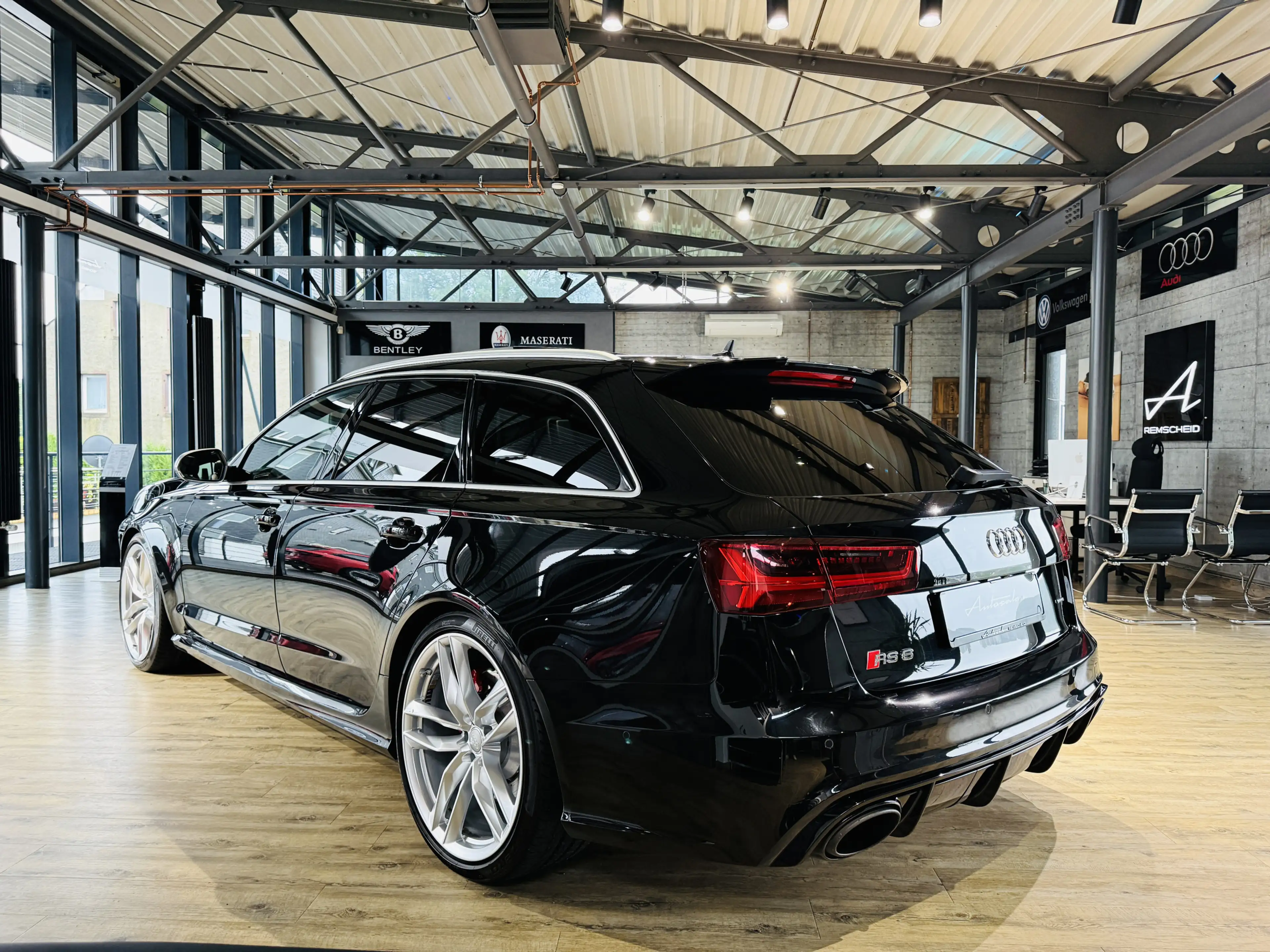 Audi RS6 4.0 TFSI quattro*PANO*KAM*HUD*ACC*MATRIX*BOS — photo 4