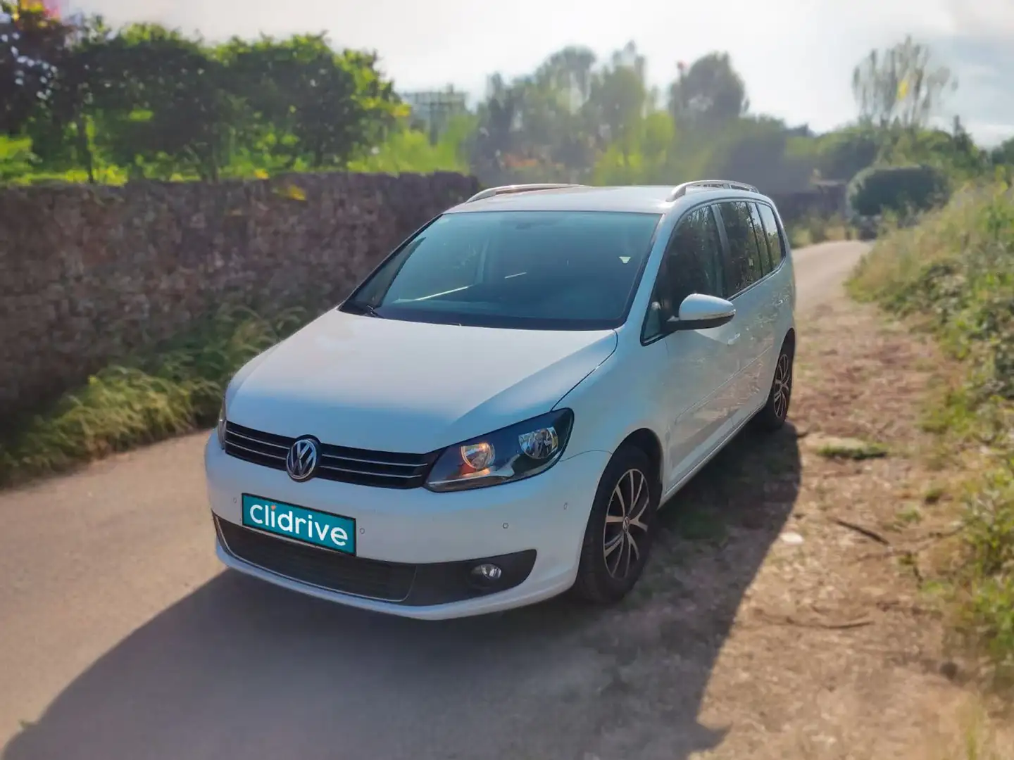 Volkswagen Touran 1.6TDI Advance 105 Blanco - 2