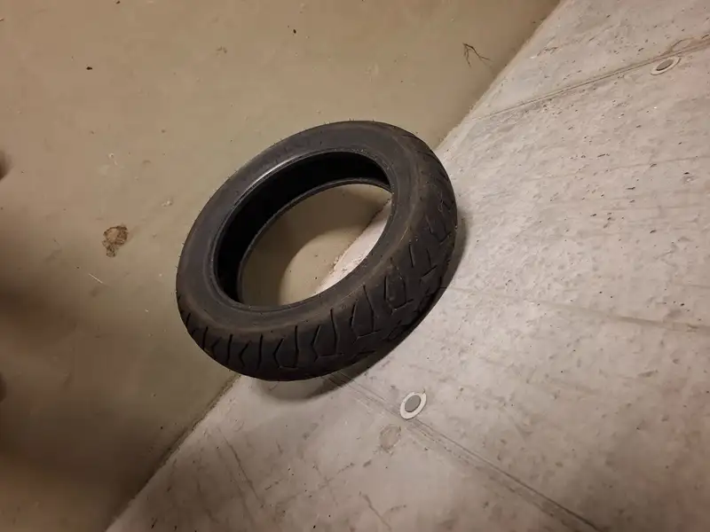 Honda Forza 300 - foto 7