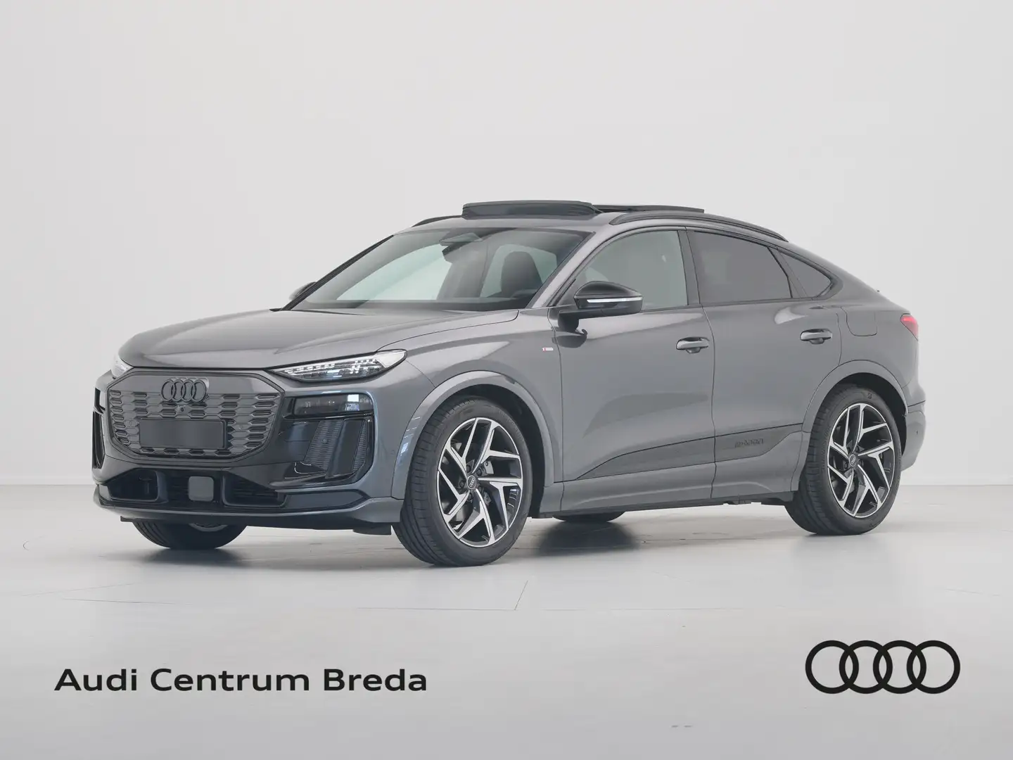 Audi Q6 Sportback e-tron S edition | Adaptive air suspensi Gris - 1