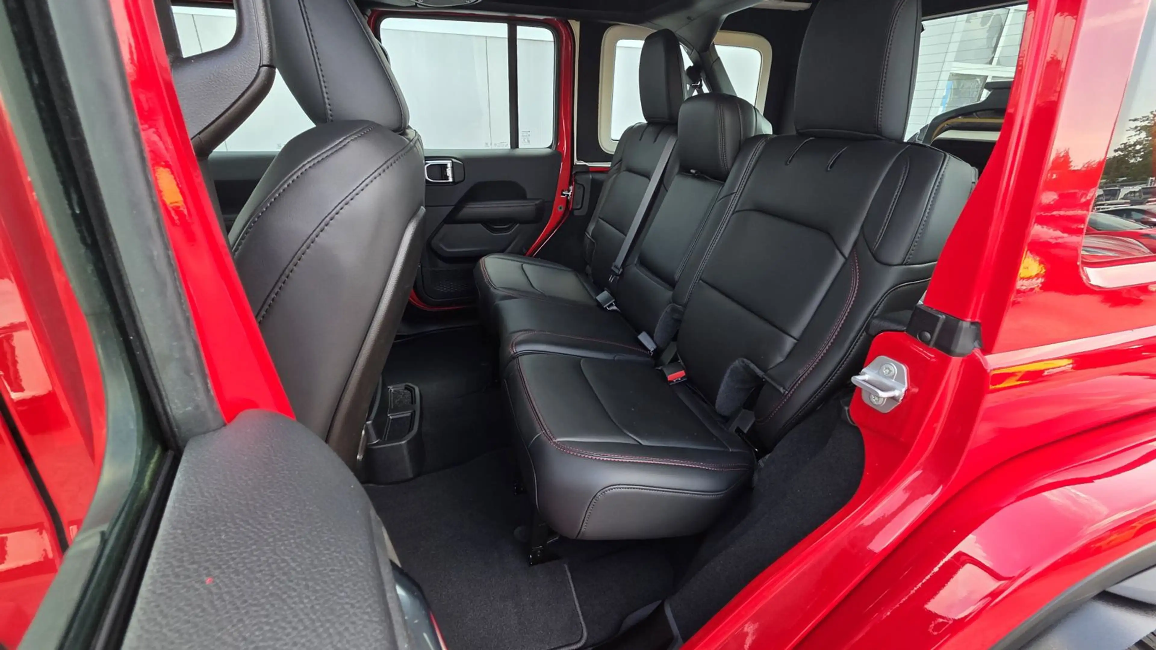 Jeep Wrangler Rubicon X 3.6 V6 WARN Winch — photo 13