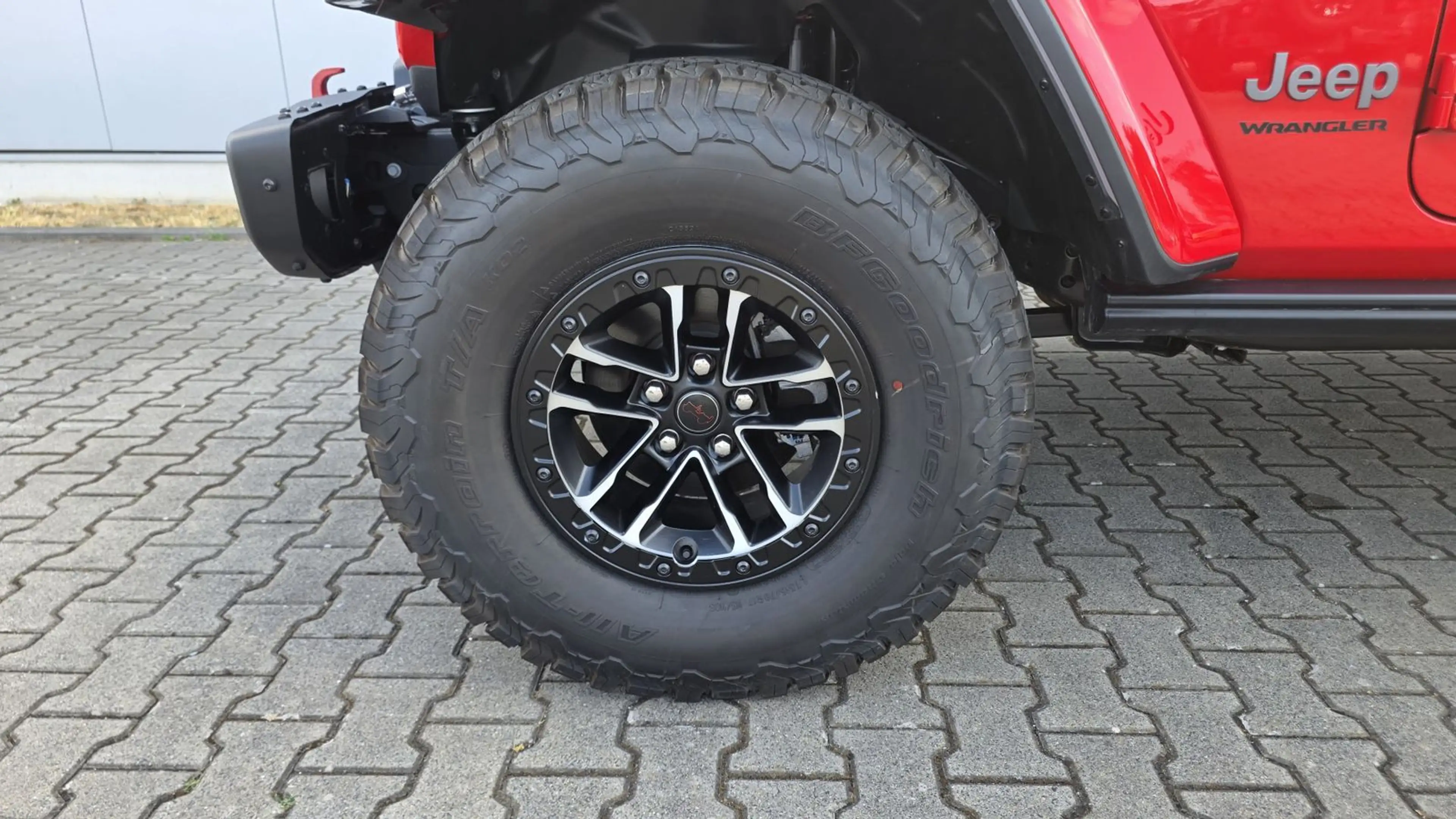 Jeep Wrangler Rubicon X 3.6 V6 WARN Winch — photo 8