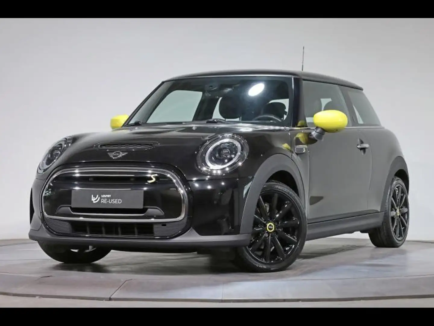 MINI Cooper SE Hatch 3 portes Schwarz - 1
