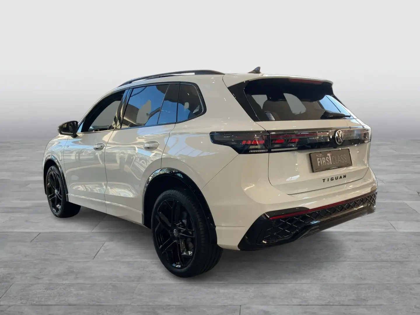 Volkswagen Tiguan Sport eHybrid DSG 200 kW Weiß - 2