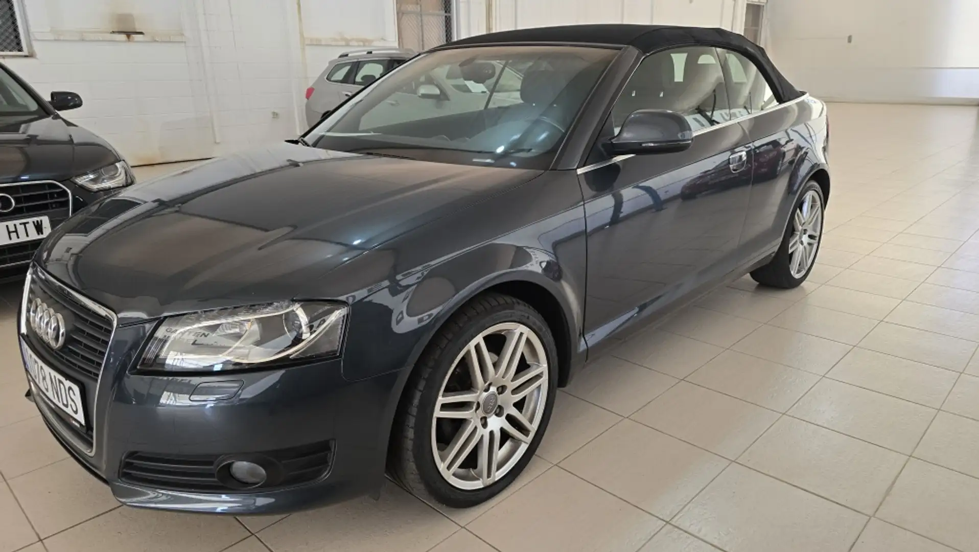 Audi A3 Cabrio 1.8 TFSI Ambition Azul - 2