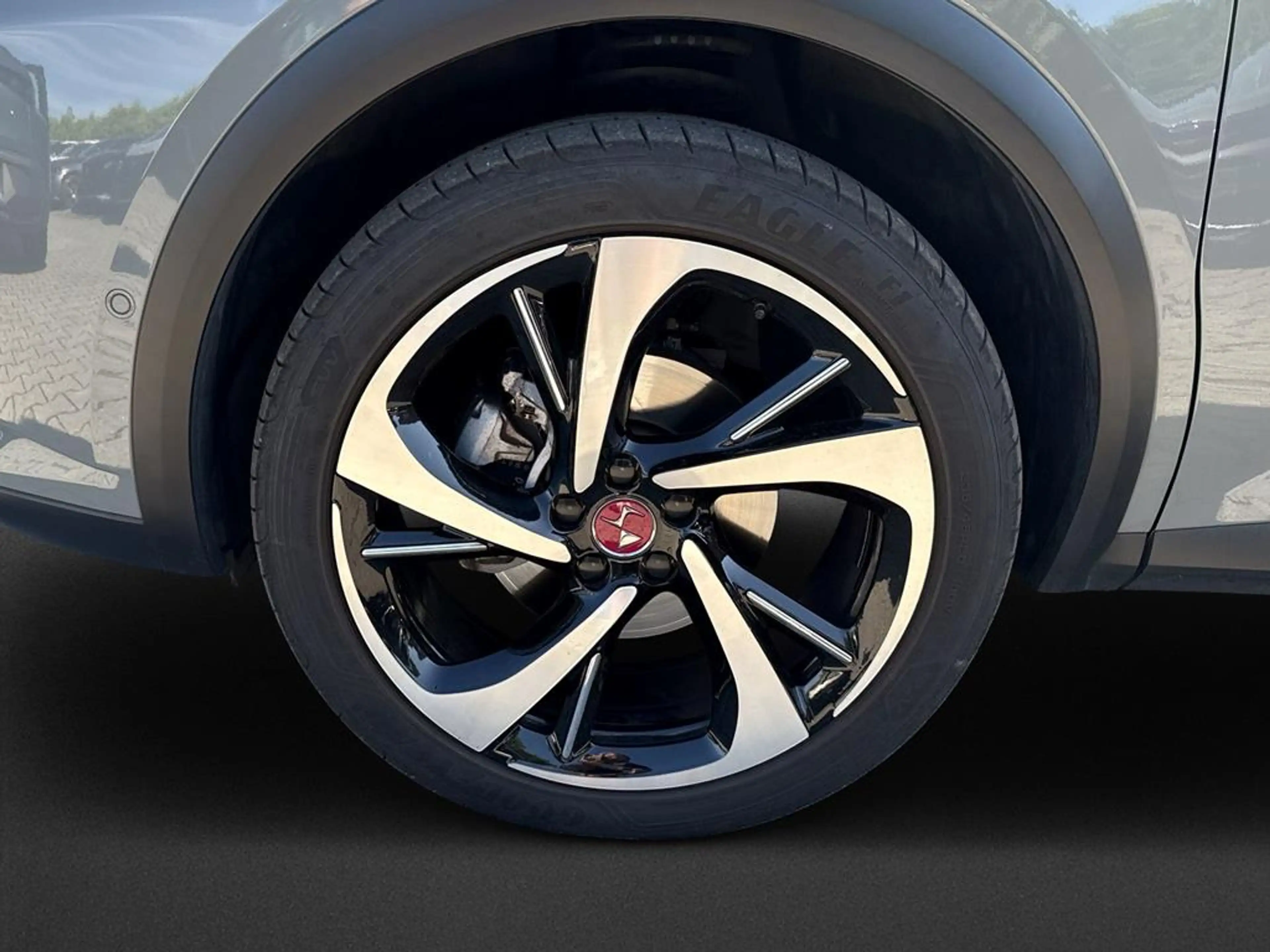 DS Automobiles DS 7 DS 7 PERFORMANCE LINE + BlueHDI 130 — photo 10