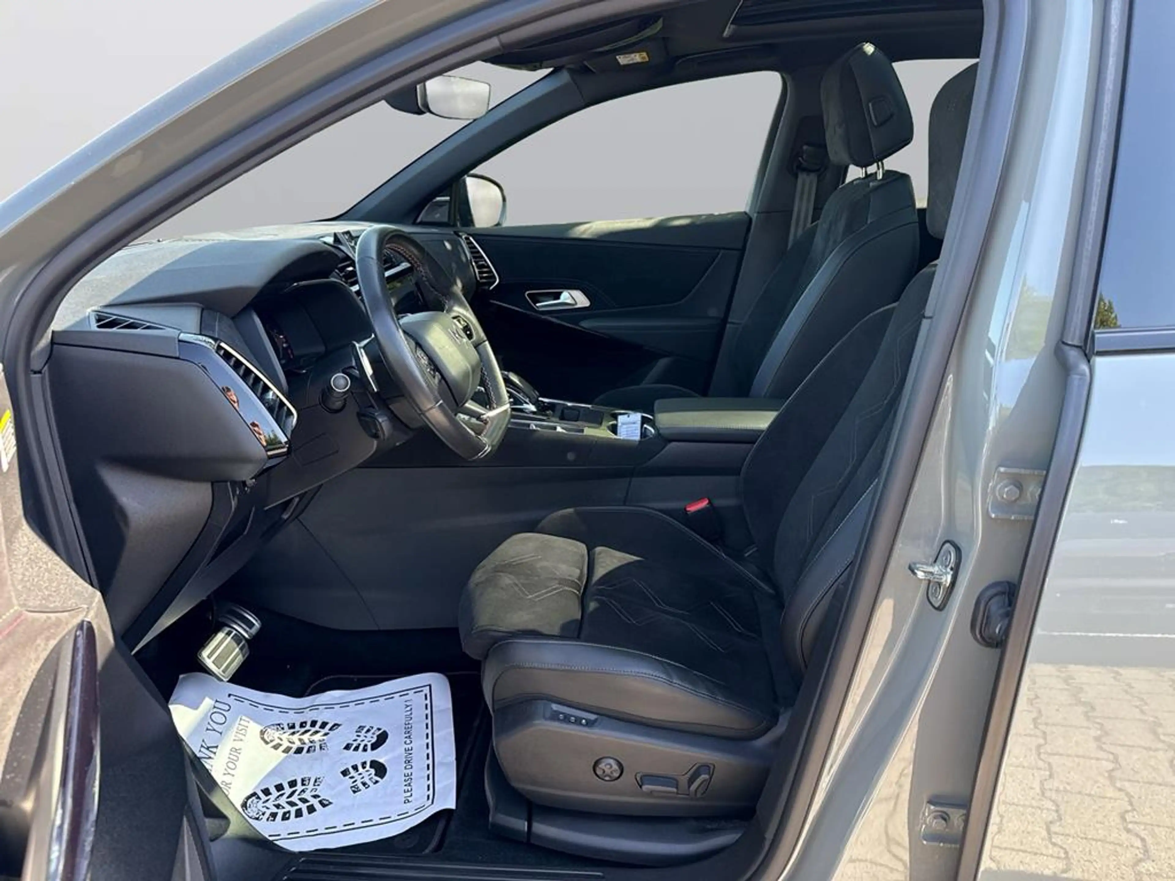 DS Automobiles DS 7 DS 7 PERFORMANCE LINE + BlueHDI 130 — photo 13