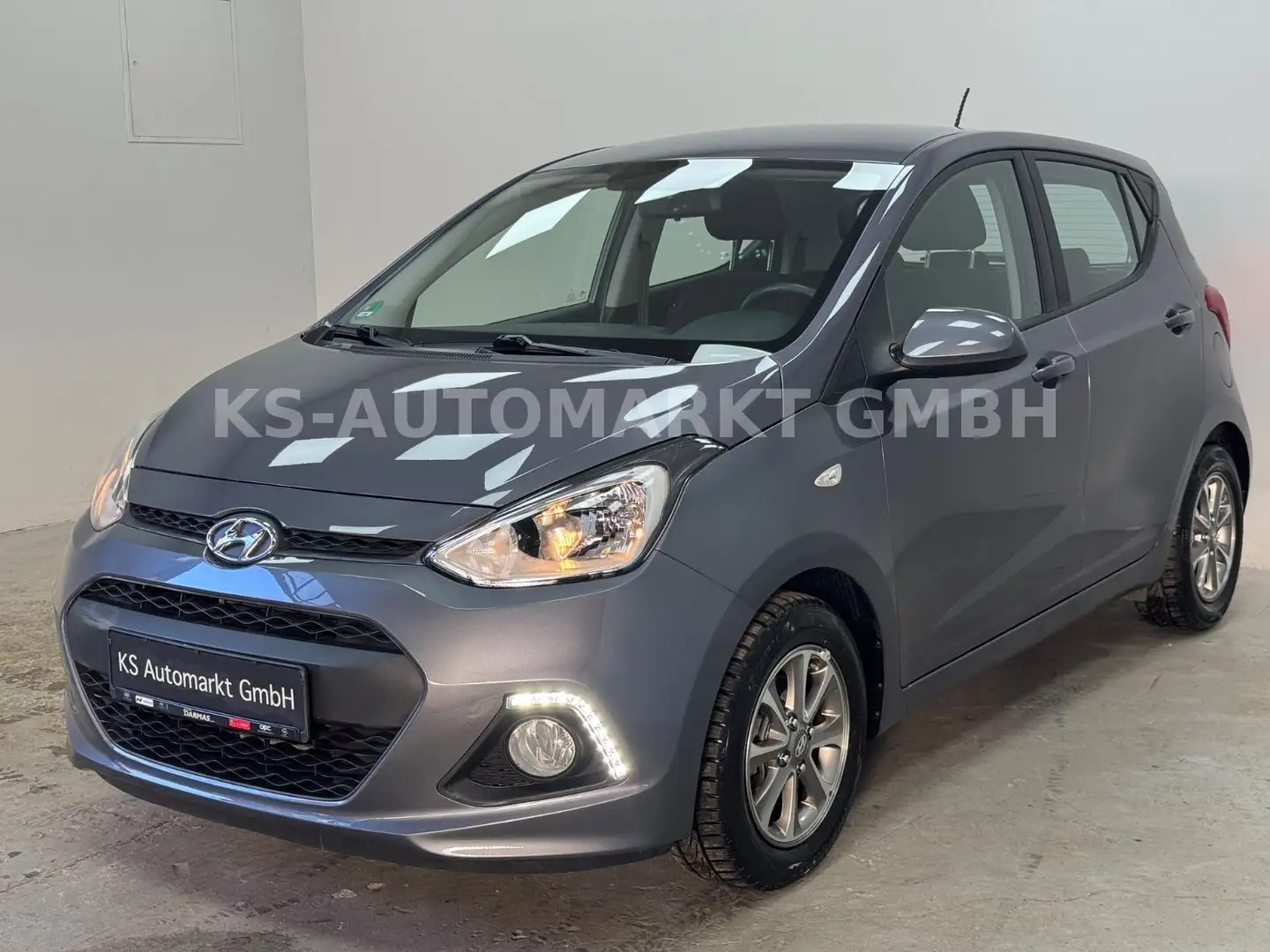 Hyundai i10 Trend*Automatik*Klima*PDC*Sitzheizung* Grau - 1