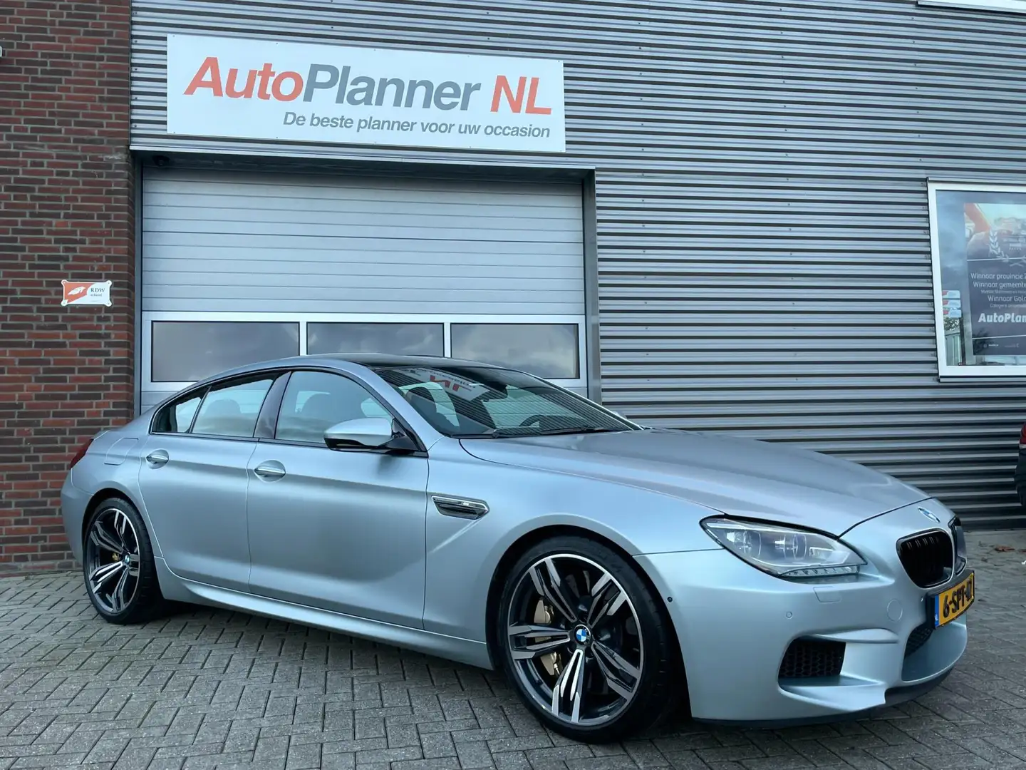 BMW M6 6-serie Gran Coupé M6! 360° Camera! Carbon! Soft C Gris - 2