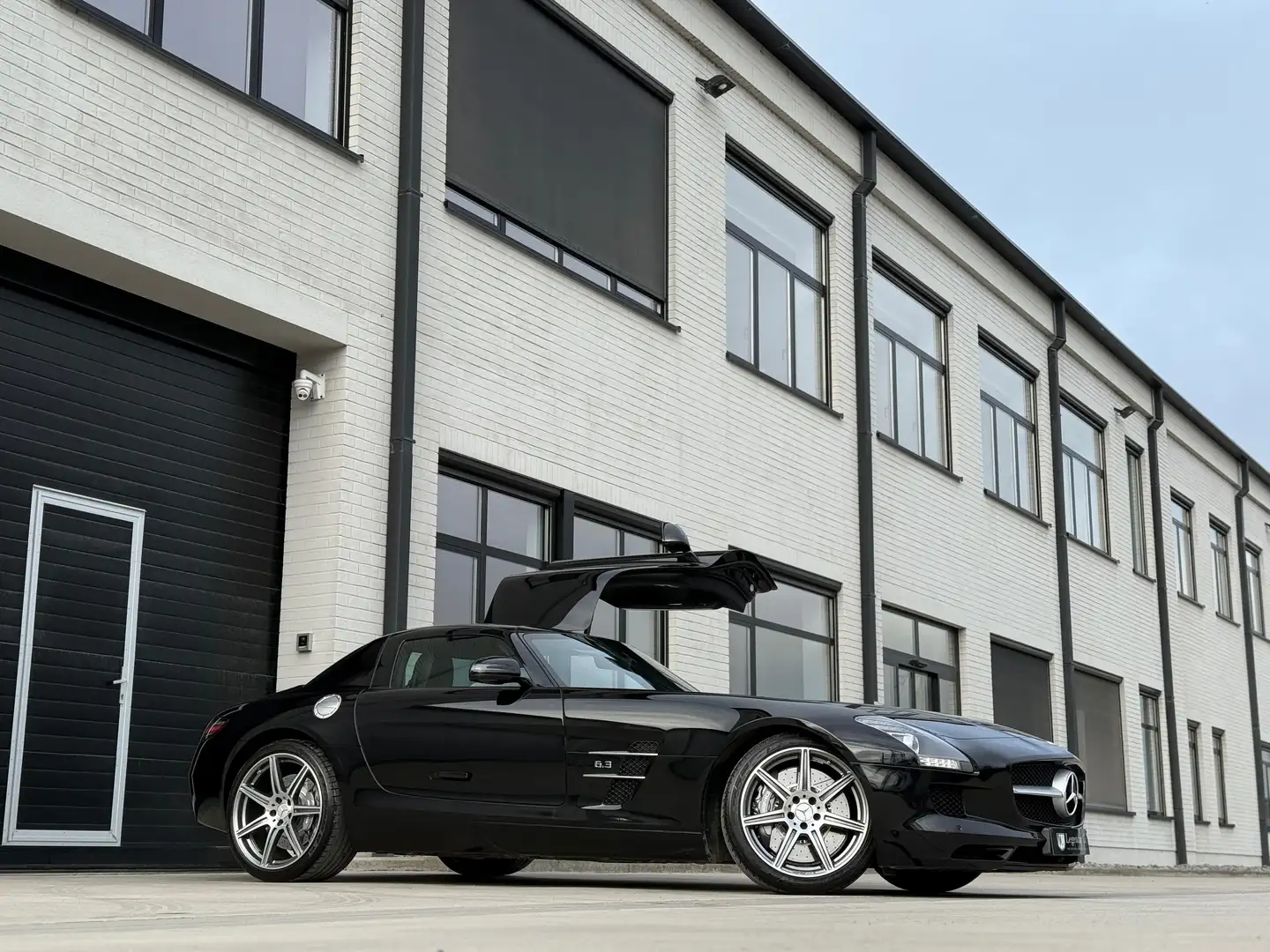Mercedes-Benz SLS FIRST HAND - 100 % ORIGINAL PAINT Schwarz - 2