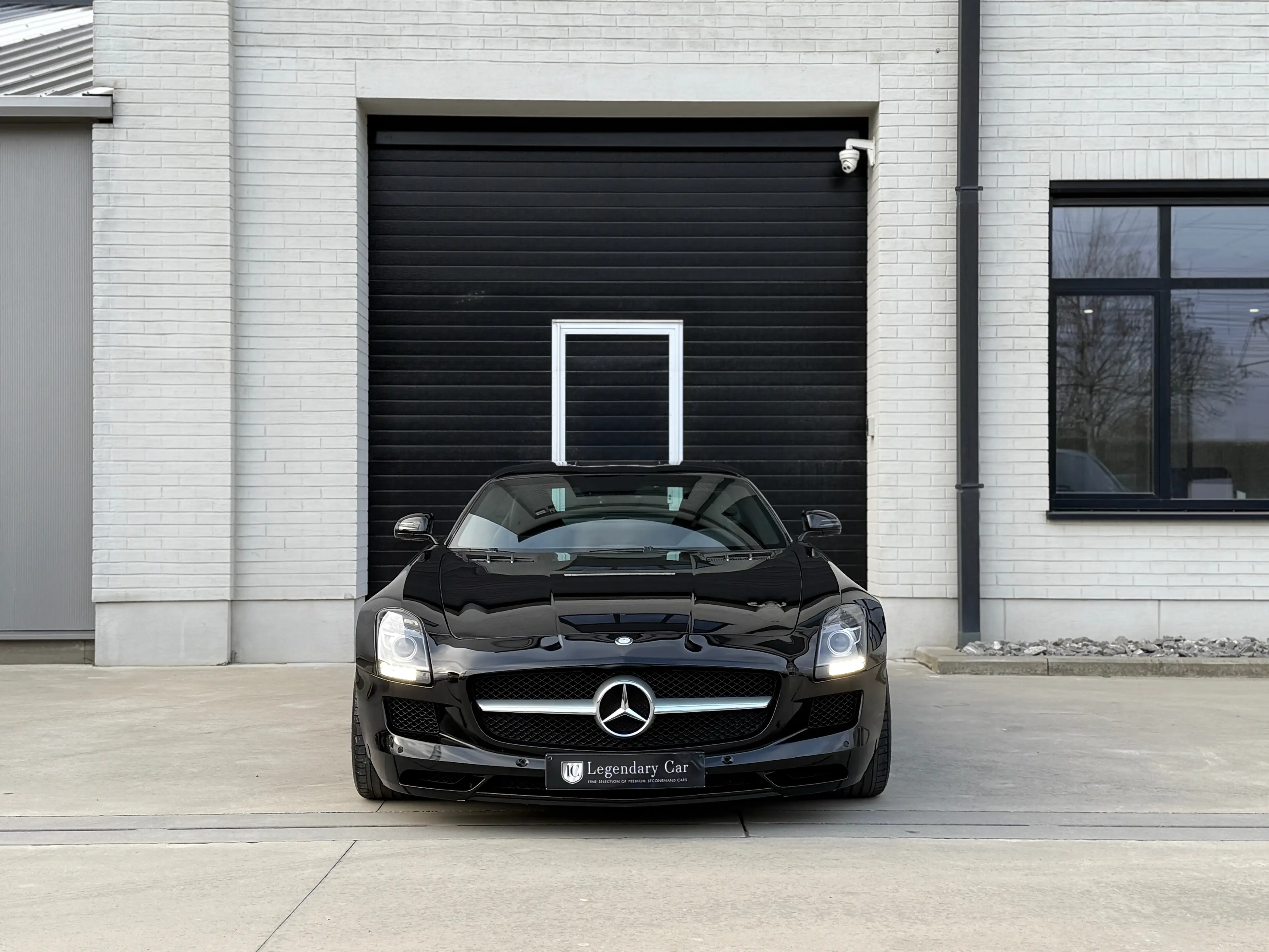 Mercedes-Benz SLS FIRST HAND - 100 % ORIGINAL PAINT — photo 5
