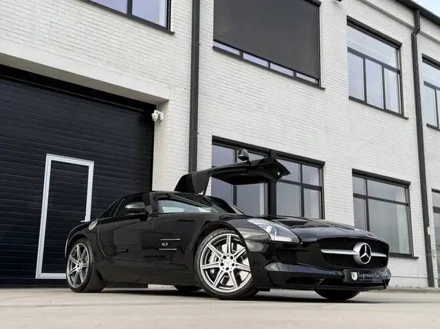 Mercedes-Benz SLS FIRST HAND - 100 % ORIGINAL PAINT