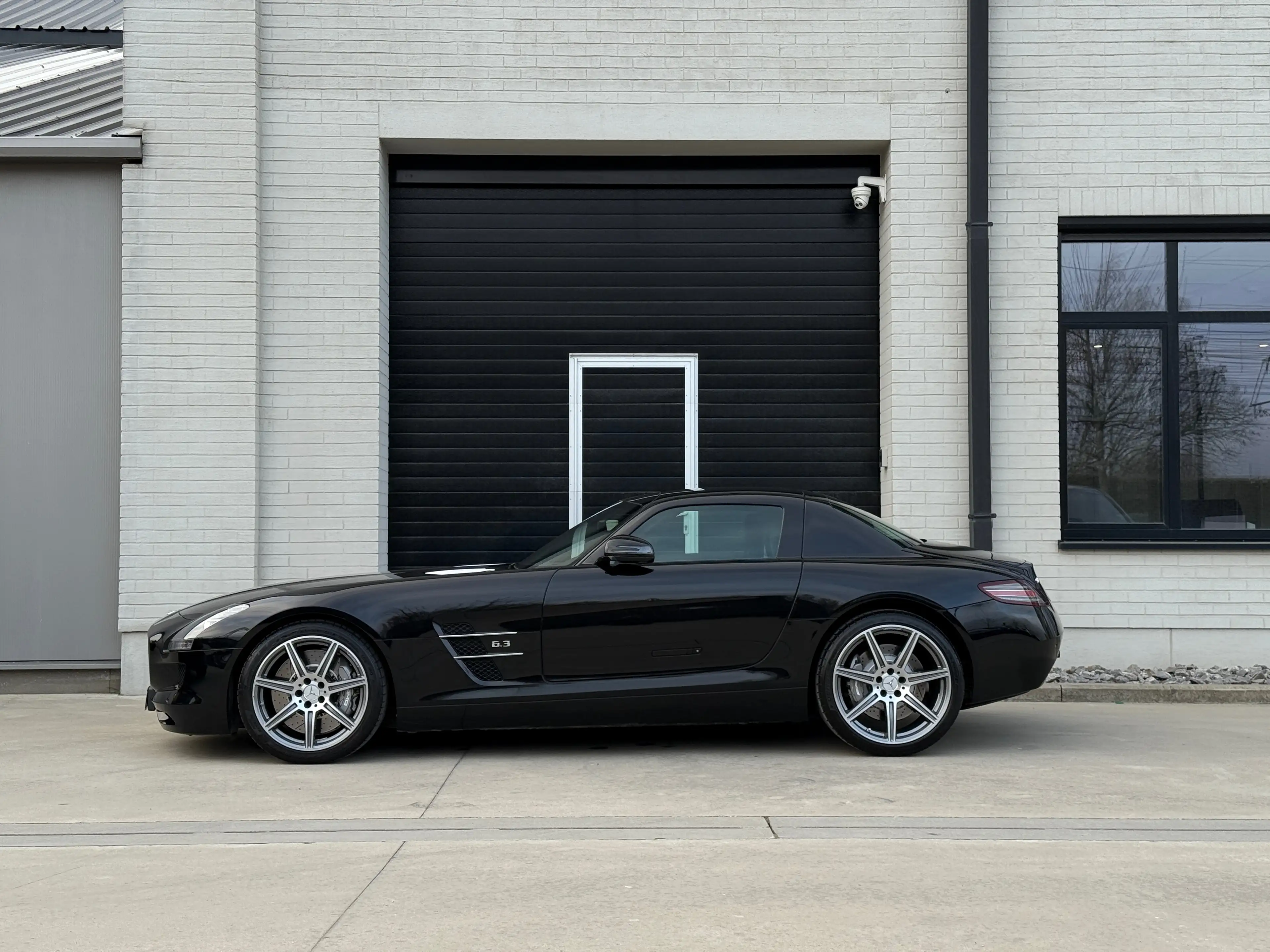 Mercedes-Benz SLS FIRST HAND - 100 % ORIGINAL PAINT — photo 8