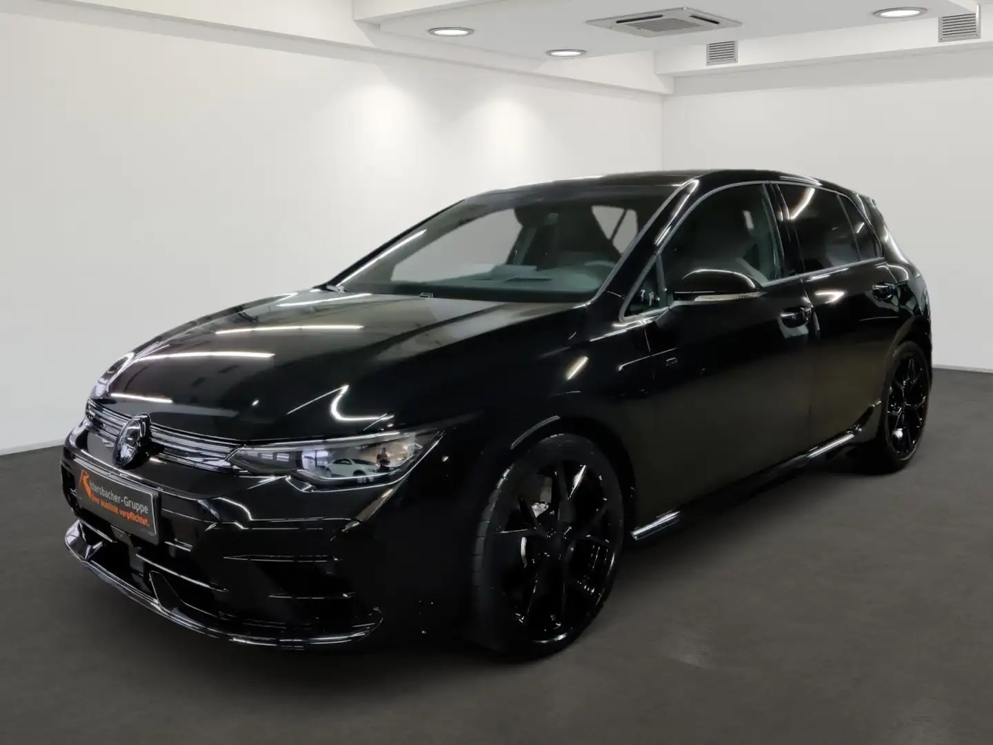 Volkswagen Golf R BLACK EDITION 2,0 l TSI OPF 4MOTION 245 k Schwarz - 1