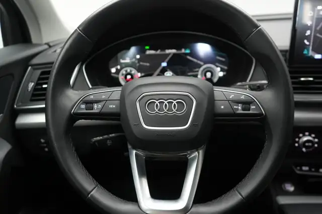 Audi Q5 view 23