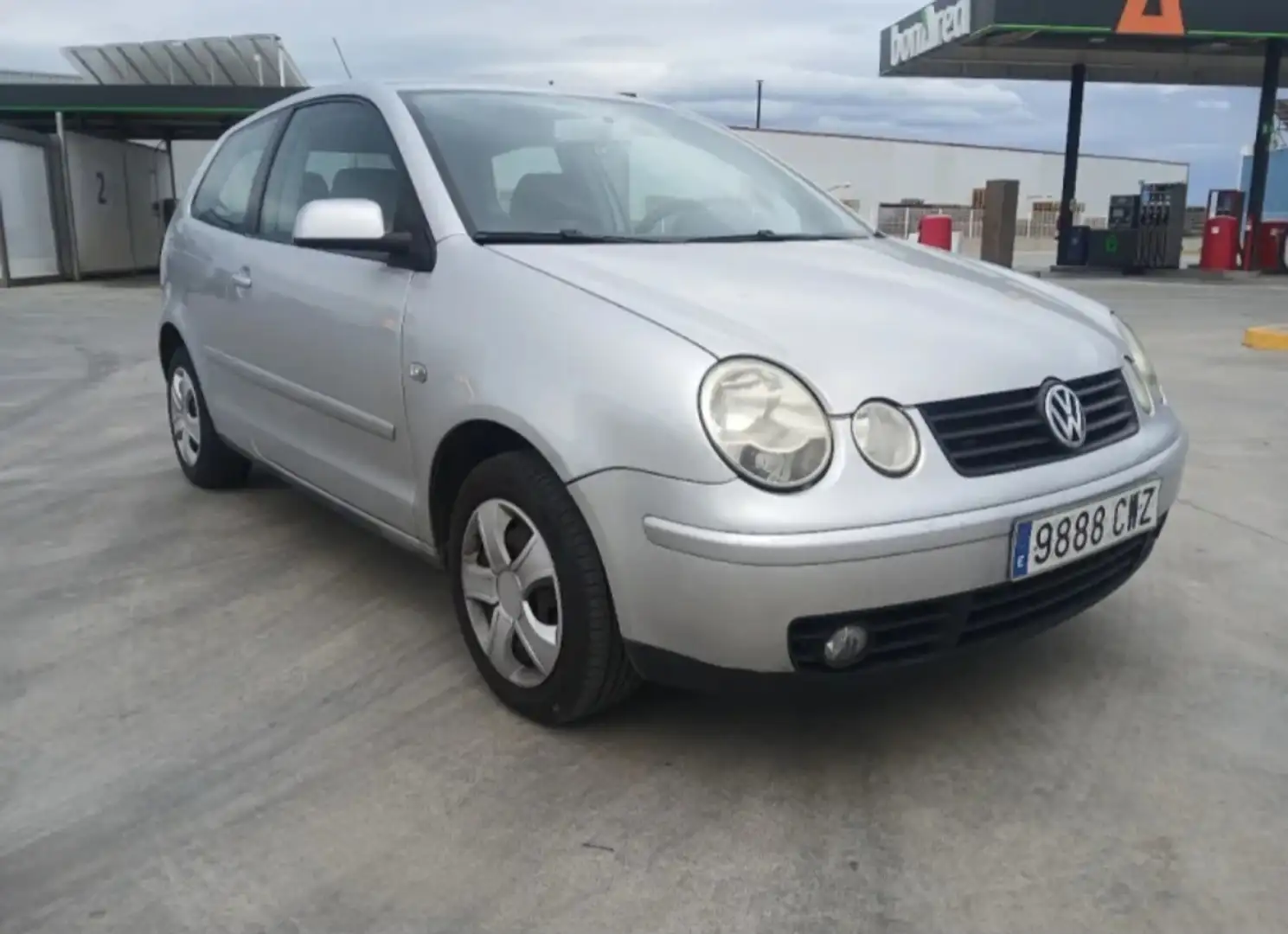 Volkswagen Polo Polo 1.9TDI Trendline Trendline Plateado - 2
