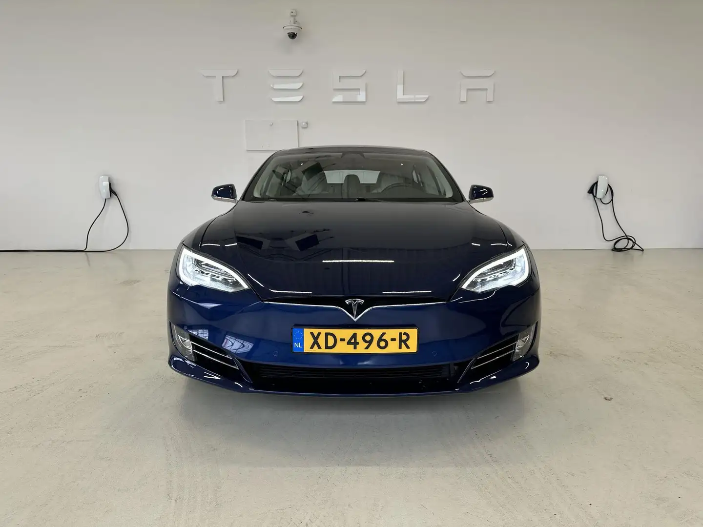 Tesla Model S 75D / Gecertificeerde Occasion / Zonnedak / Crème Bleu - 2