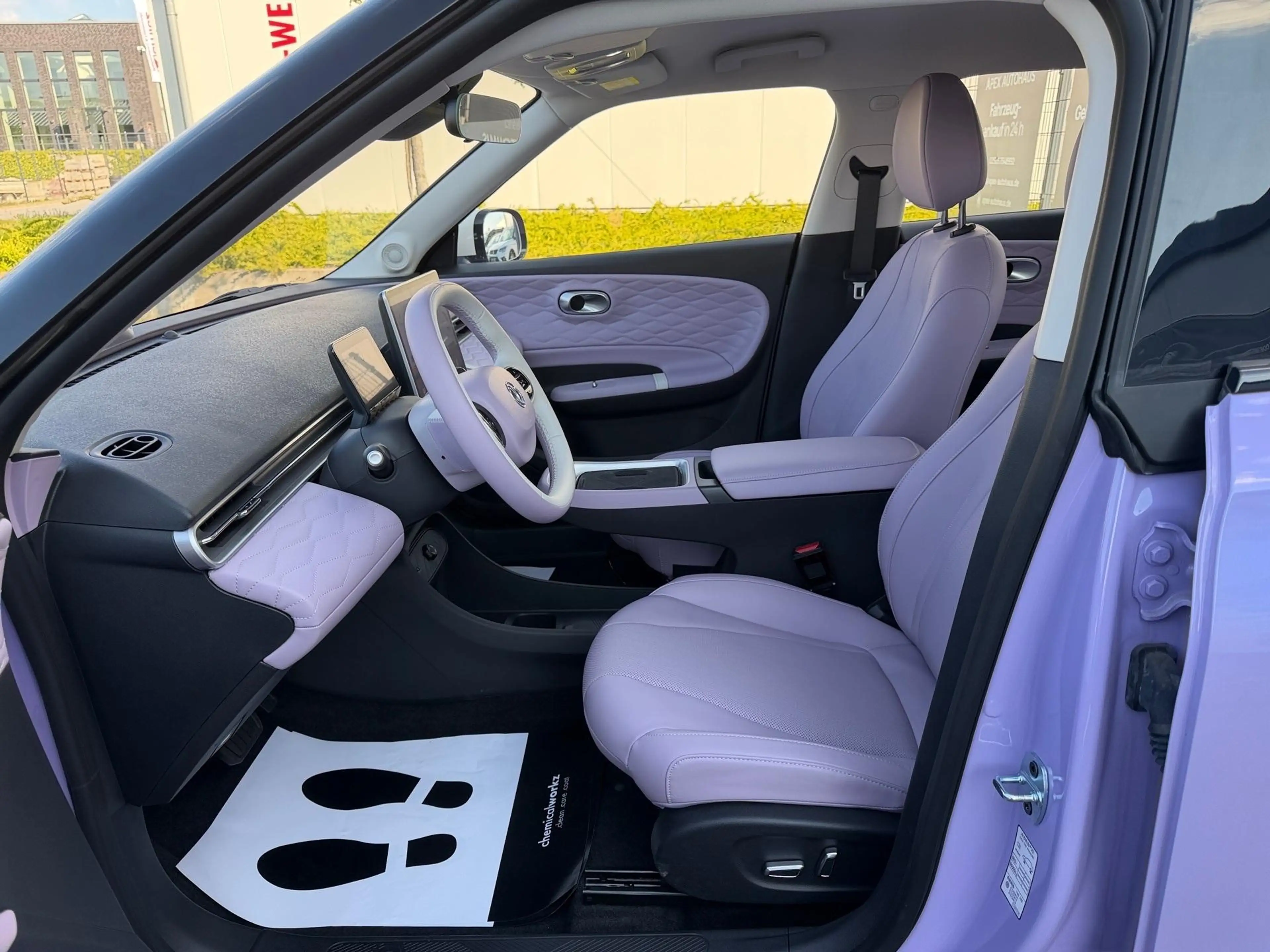 Dongfeng Box Nammi E3 360 Kamera Winterpaket Leder Vollausst... — photo 5