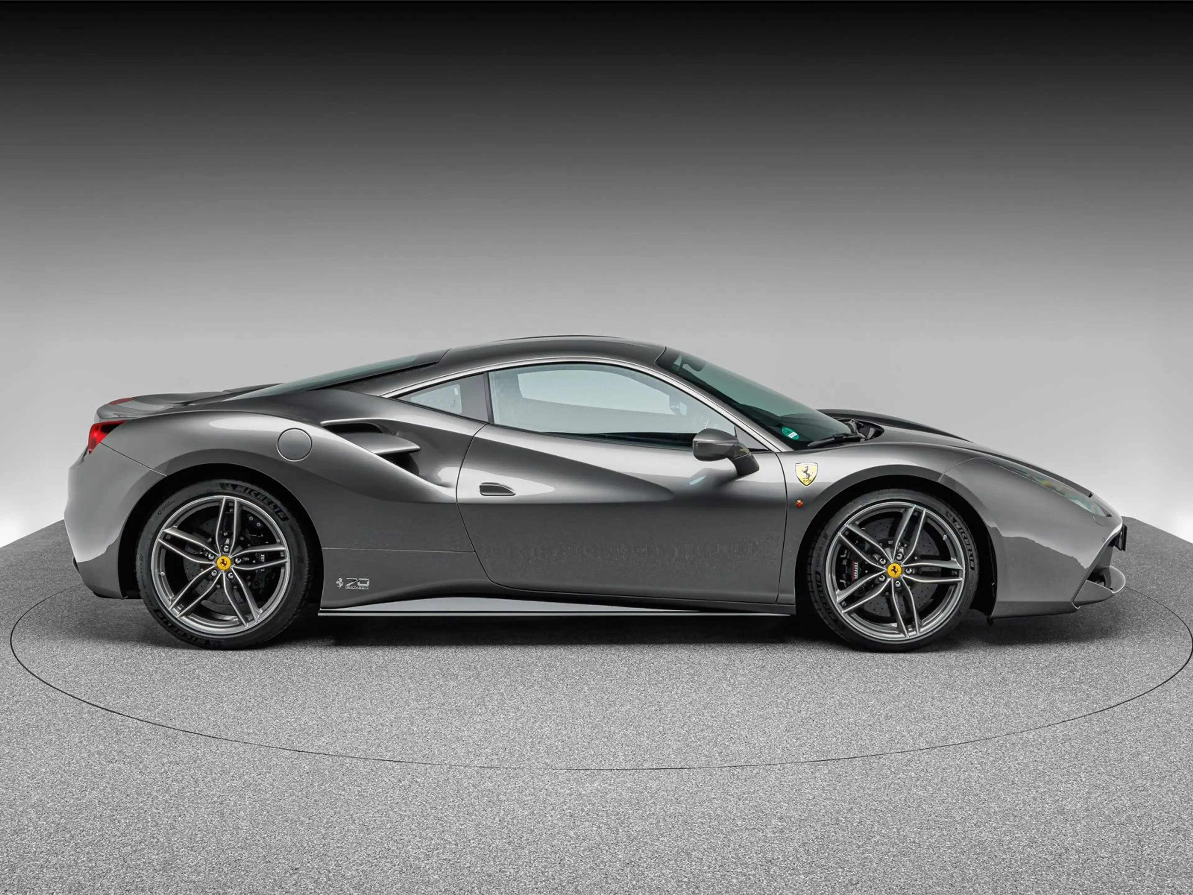 Ferrari 488 GTB TAILOR MADE 70 ANNI — photo 8