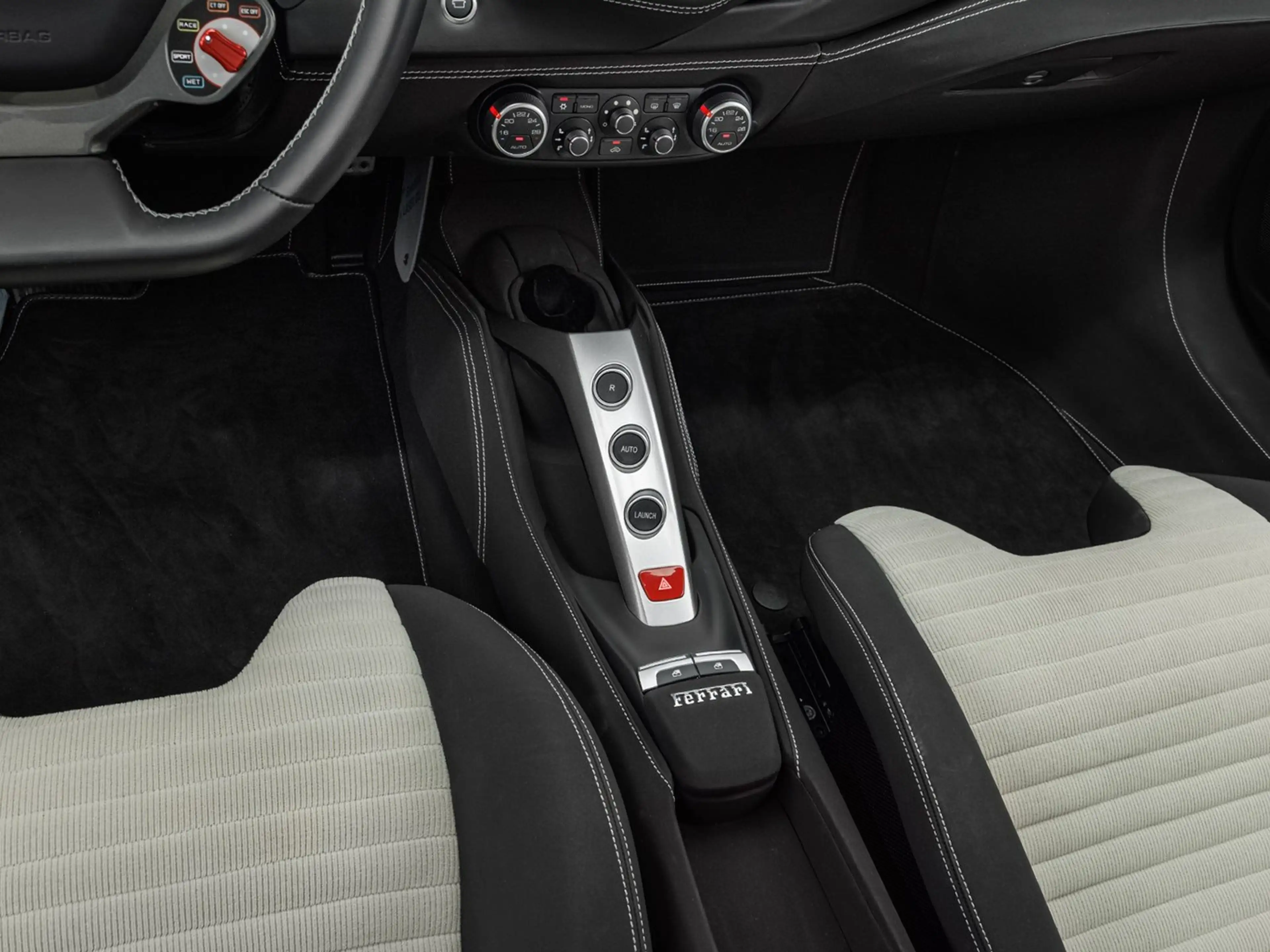 Ferrari 488 GTB TAILOR MADE 70 ANNI — photo 14