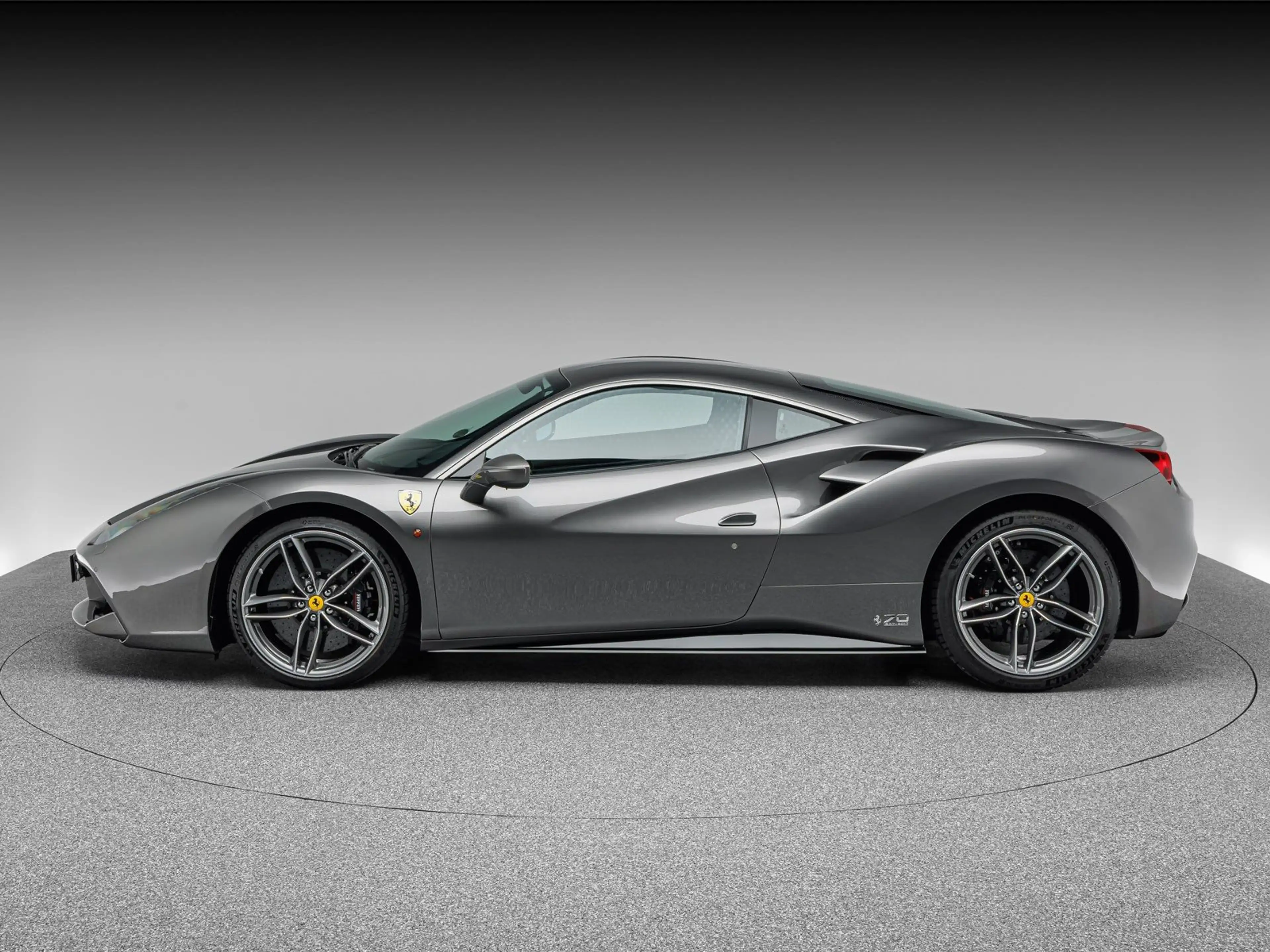 Ferrari 488 GTB TAILOR MADE 70 ANNI — photo 2