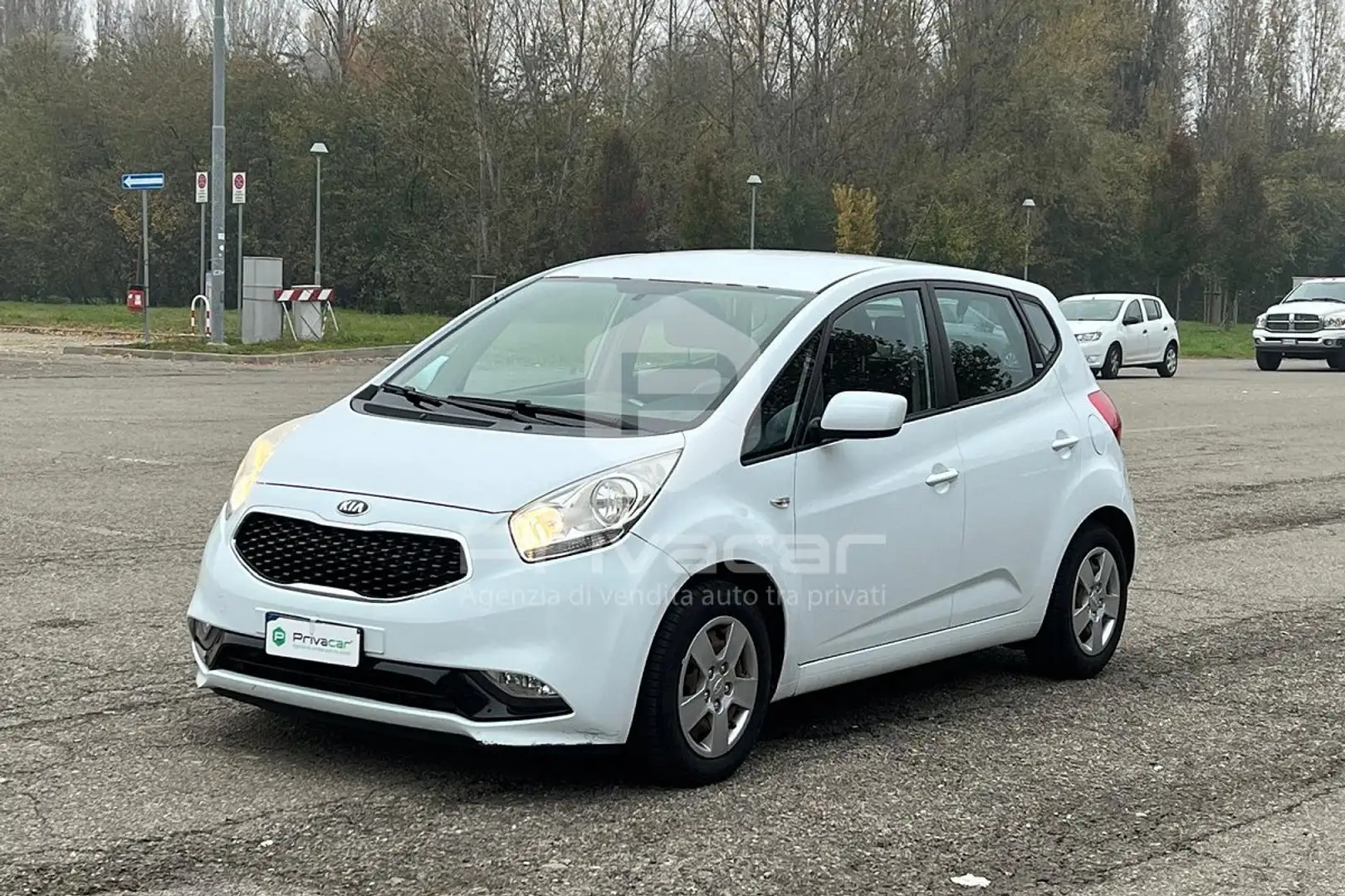 Kia Venga Venga 1.4 EcoGPL Active Bílá - 1