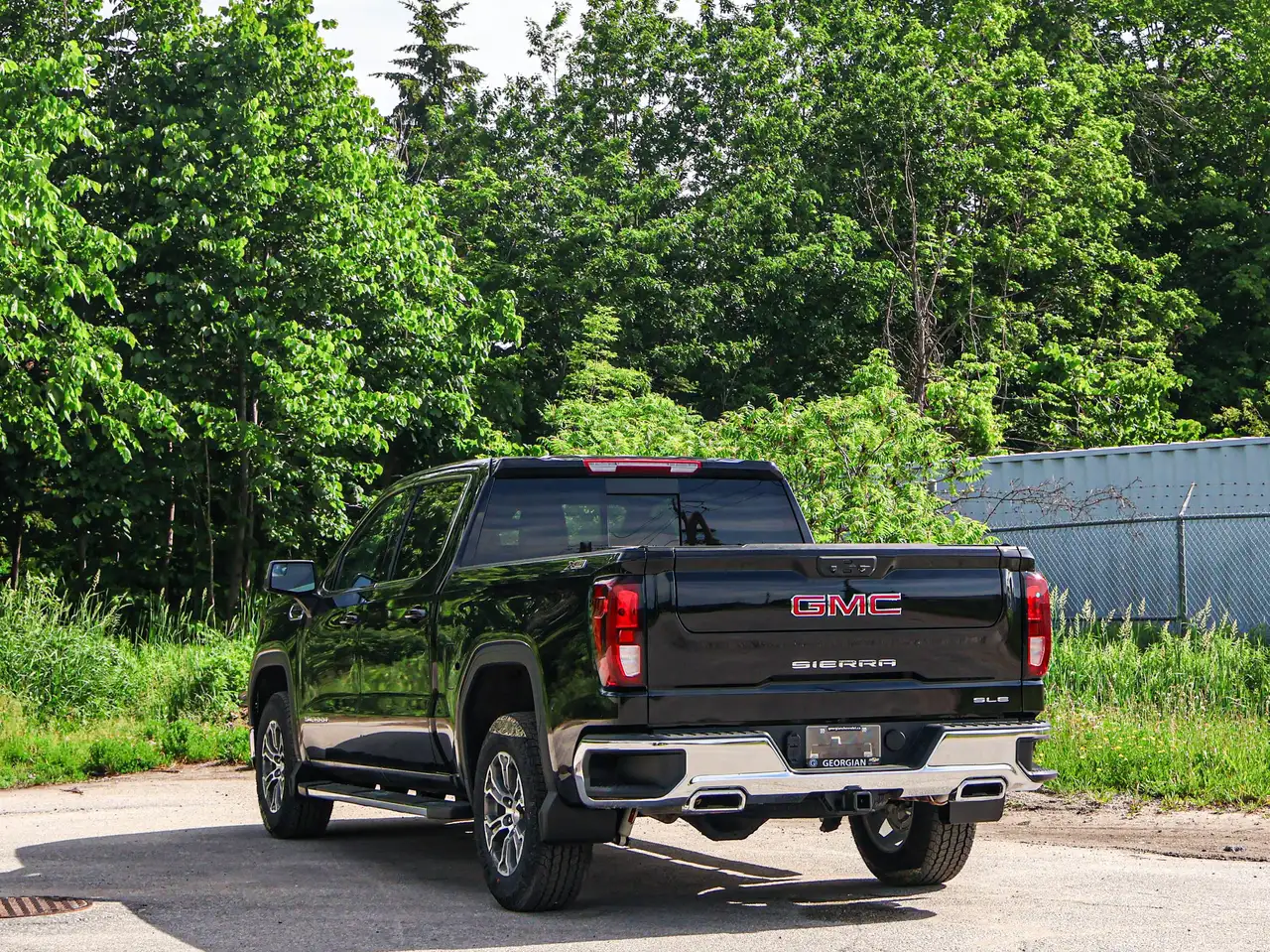 GMC Sierra 1500 снимка GMC Sierra 1500