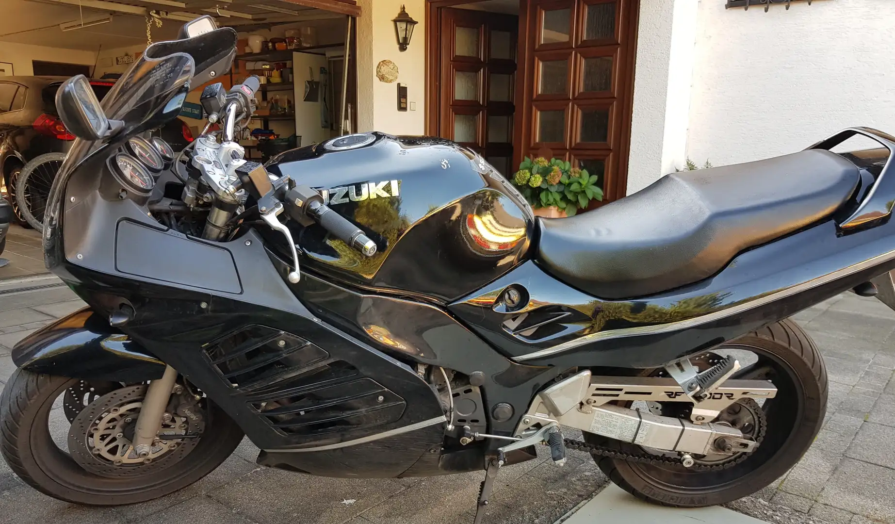 Suzuki RF 900 Noir - 2
