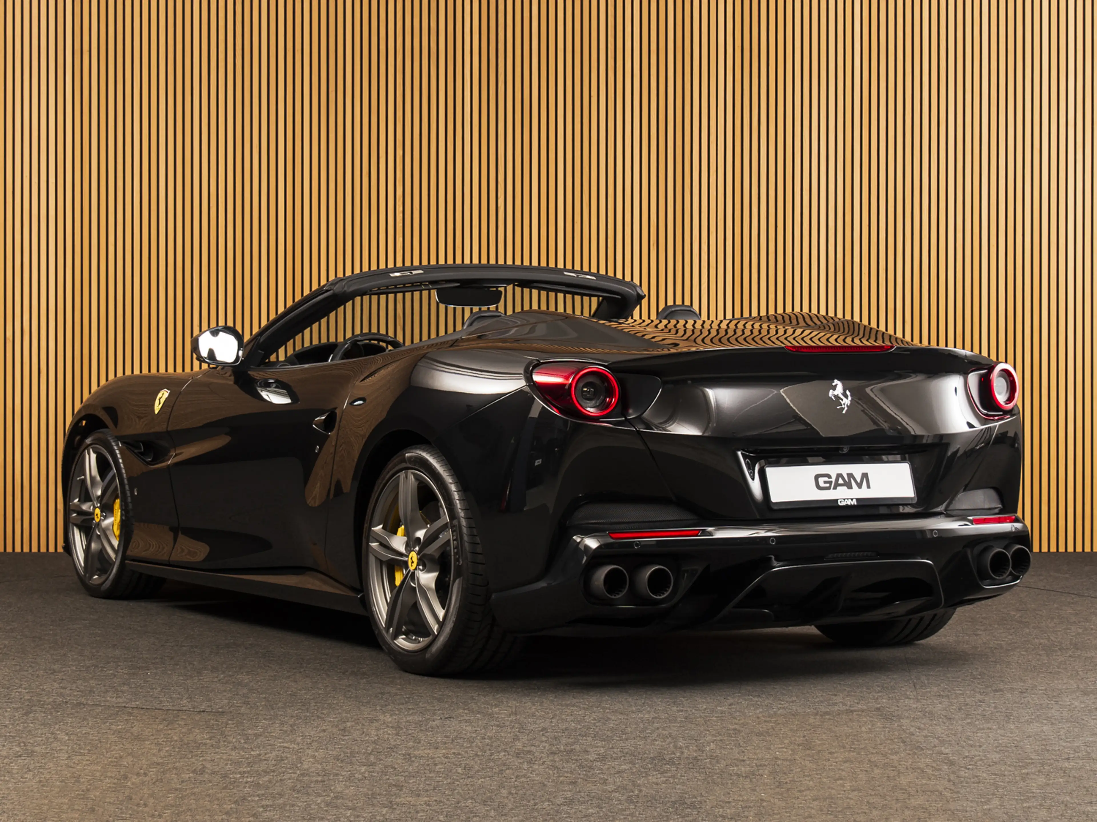 Ferrari Portofino 3.9 V8 HELE CARBON INTERIOR | JBL | PASSENGER DISP — photo 3