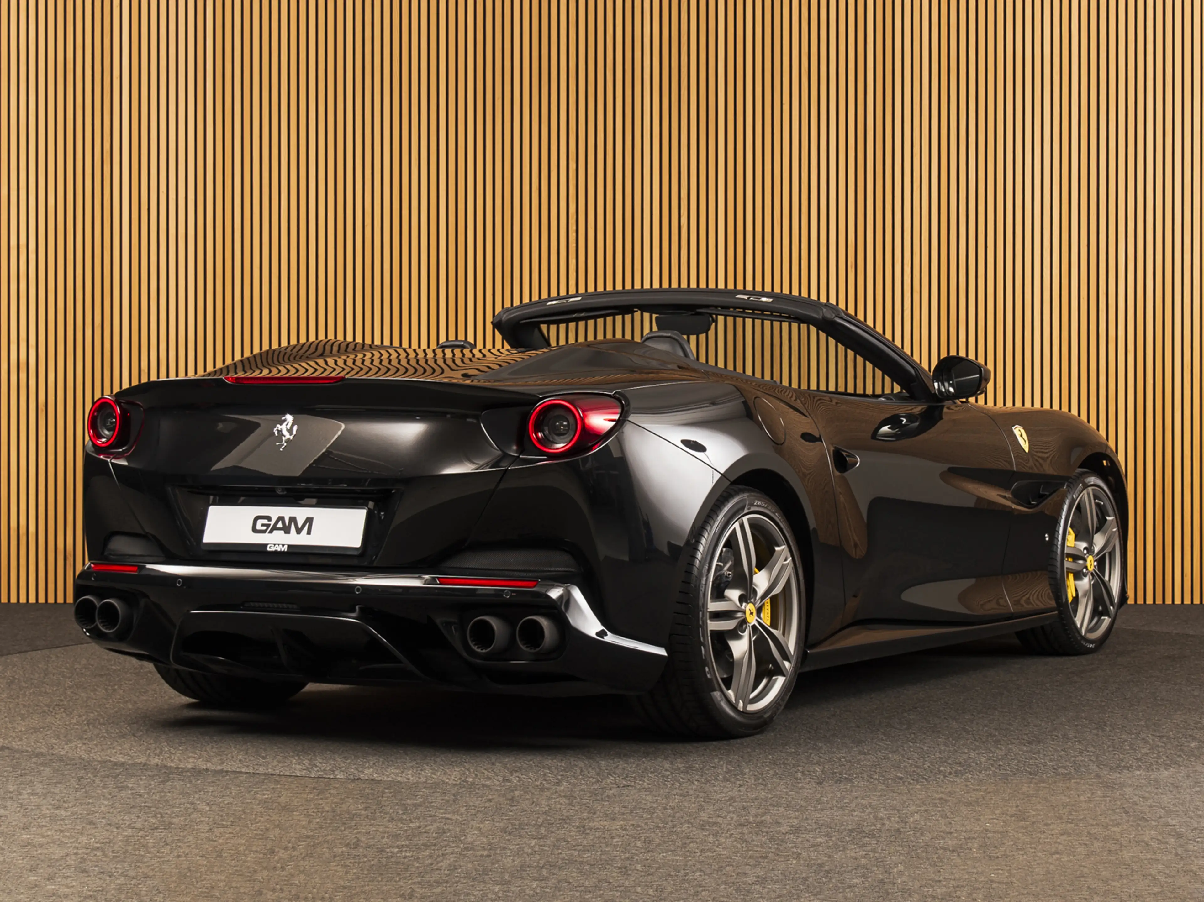 Ferrari Portofino 3.9 V8 HELE CARBON INTERIOR | JBL | PASSENGER DISP — photo 5