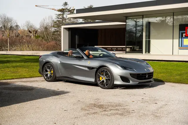 Ferrari Portofino FULL CARBON/DAYTONA SEATS/PASSENGER DISPLAY/360°