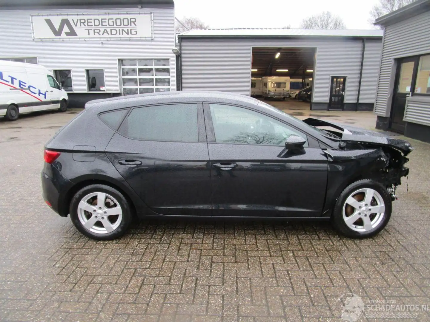 SEAT Leon 1.4 TSI FR BUSINESS Zwart - 2