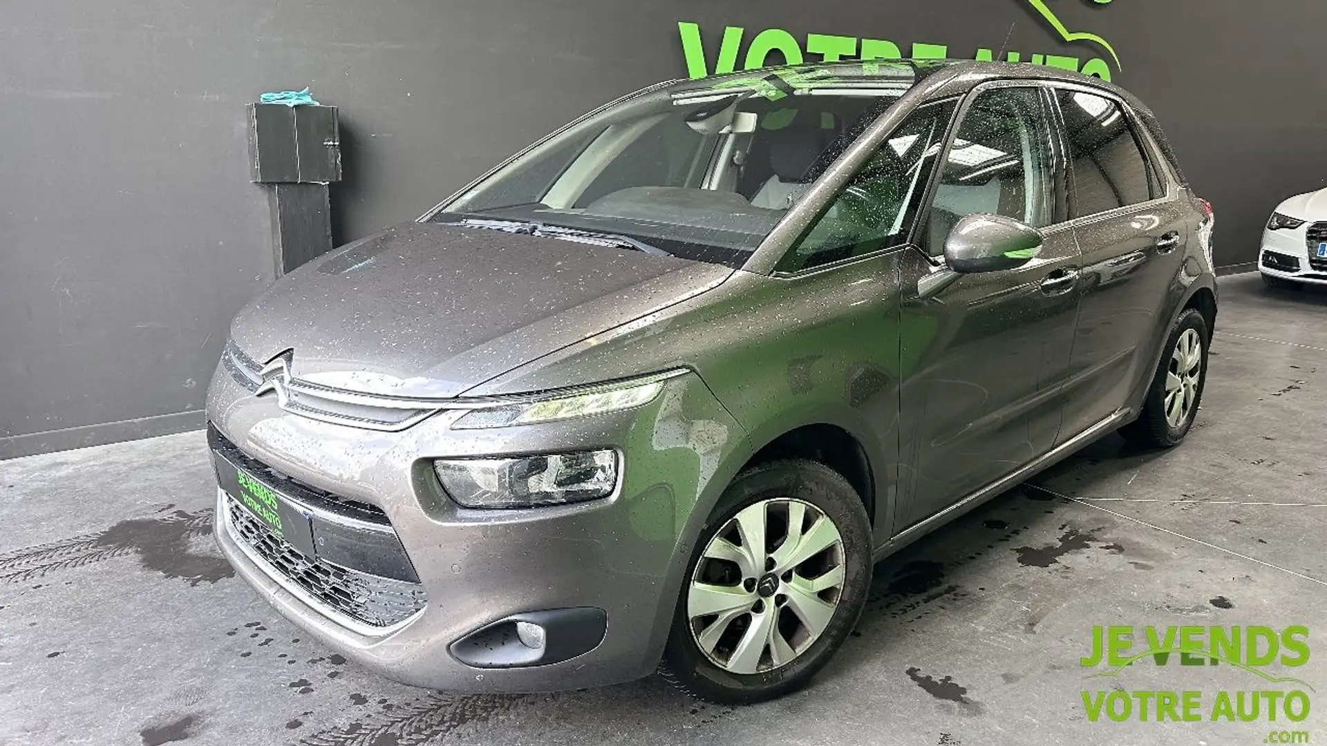 Citroen C4 II 1.6 e-HDi FAP ETG6 (boîte pilotée) 114 cv - 1