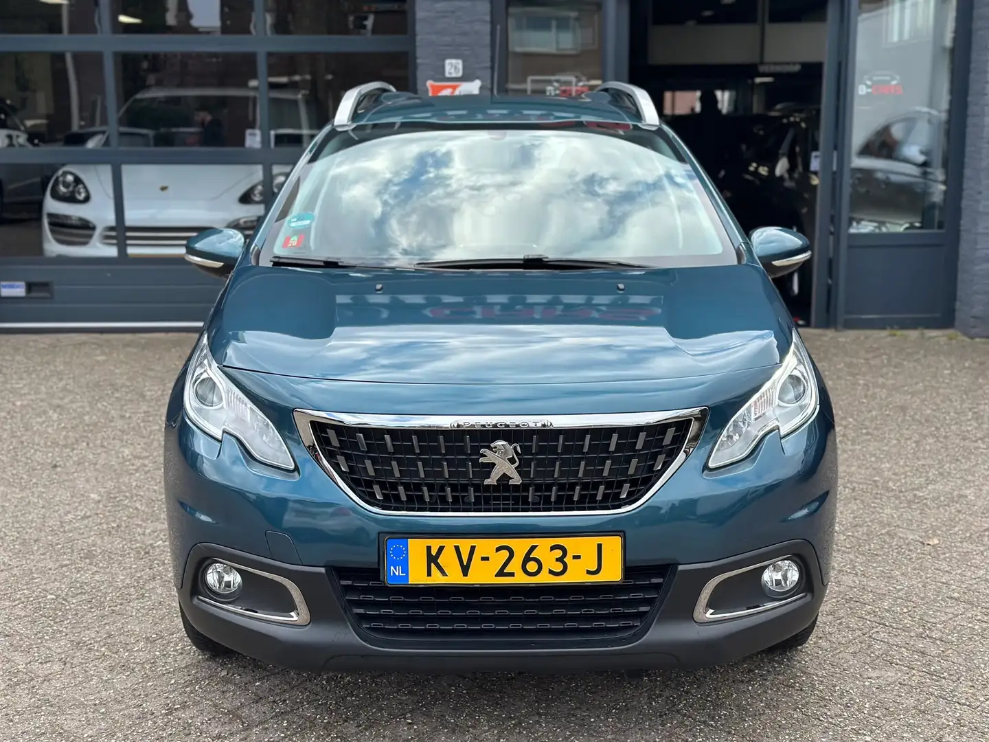 Peugeot 2008 1.2 PureTech Blue Carplay|Navi|Airco|Pdc|Cruisec Groen - 2