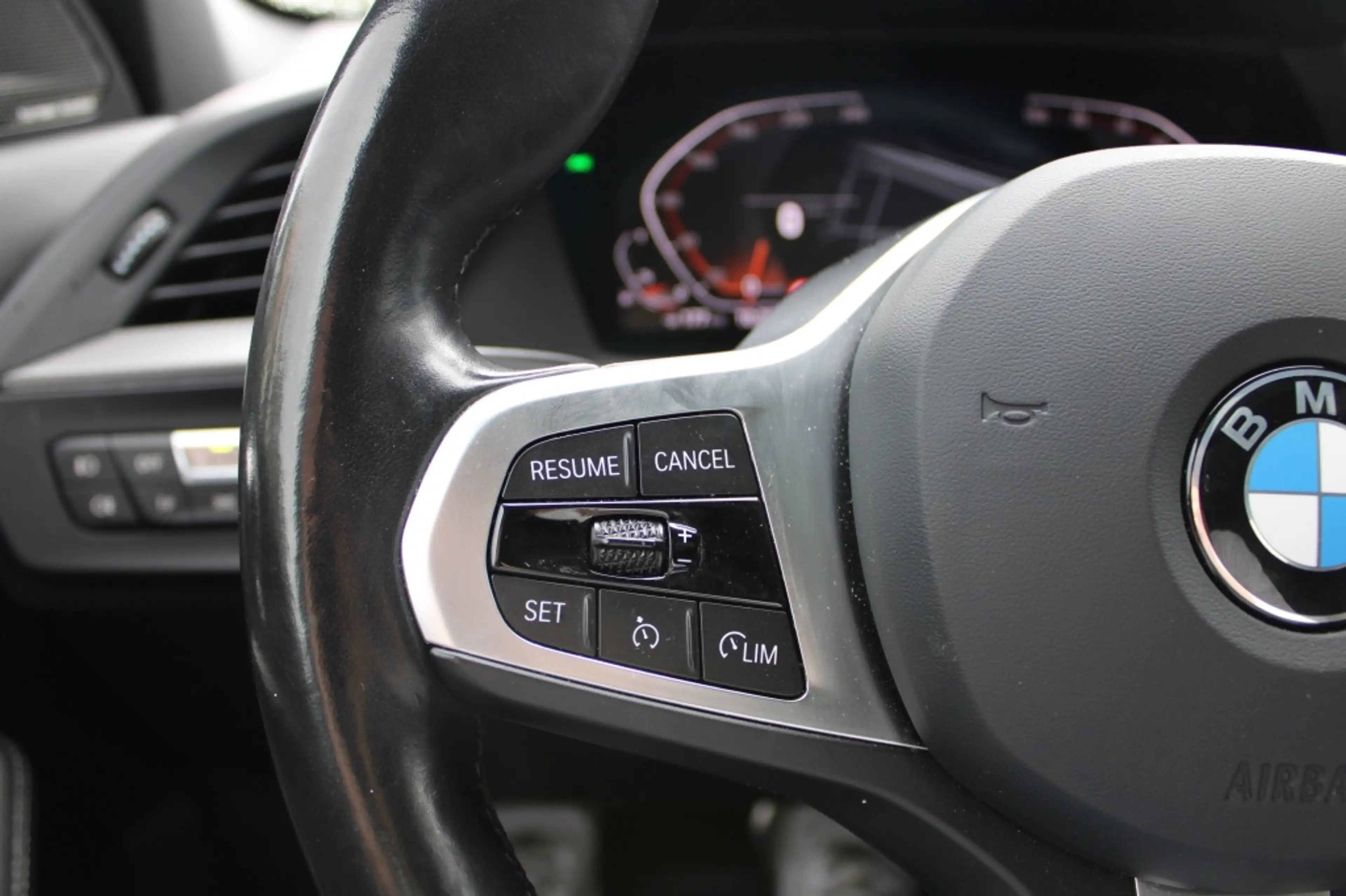 BMW 118 1-serie 118i M Sport Pano/Virtual/Leer/18"/Harman — photo 12
