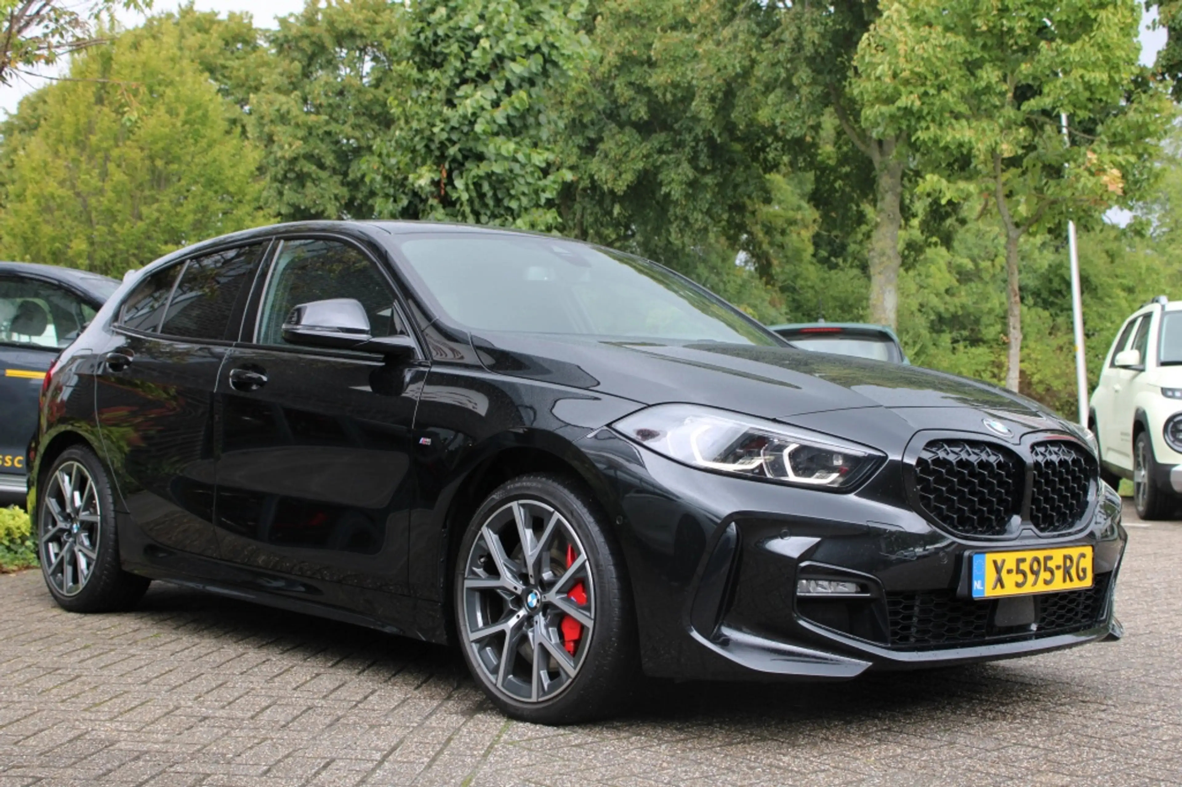 BMW 118 1-serie 118i M Sport Pano/Virtual/Leer/18"/Harman — photo 6