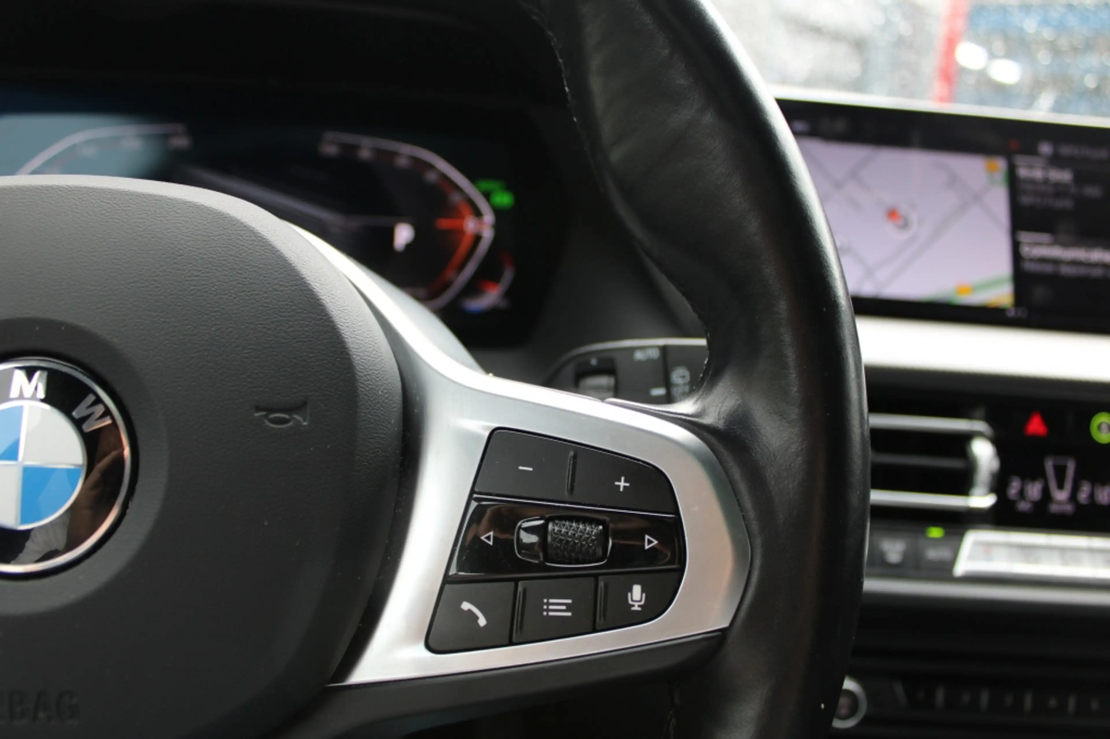 BMW 118 1-serie 118i M Sport Pano/Virtual/Leer/18"/Harman — photo 13