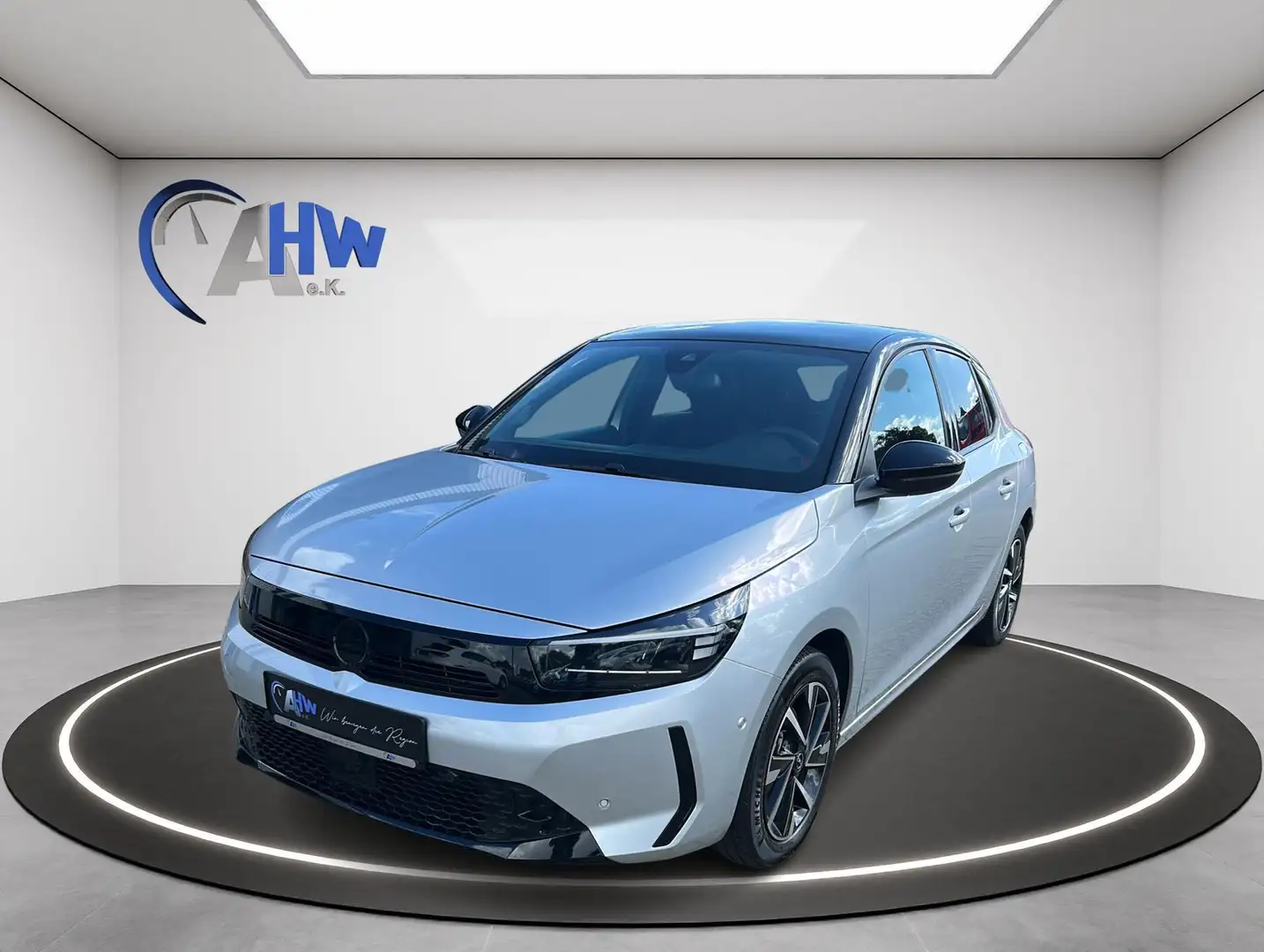 Opel Corsa 1,2 GS Automatik Grau - 1