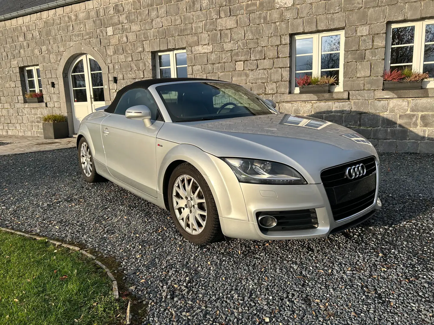 Audi TT TT Roadster 2.0 TFSI S line Gris - 1