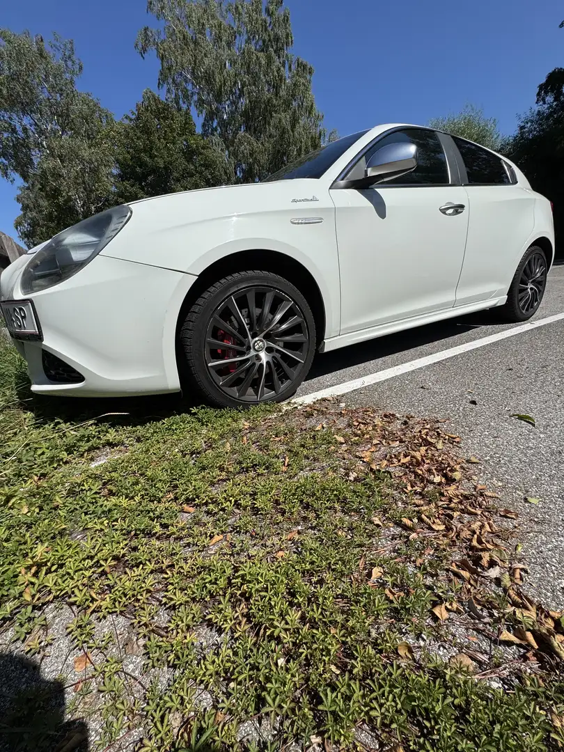 Alfa Romeo Giulietta 2,0 JTDM-2 Super Edizione - 1