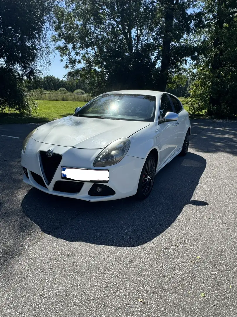 Alfa Romeo Giulietta 2,0 JTDM-2 Super Edizione - 2