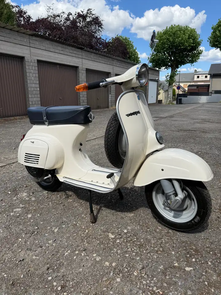 Vespa Special 50