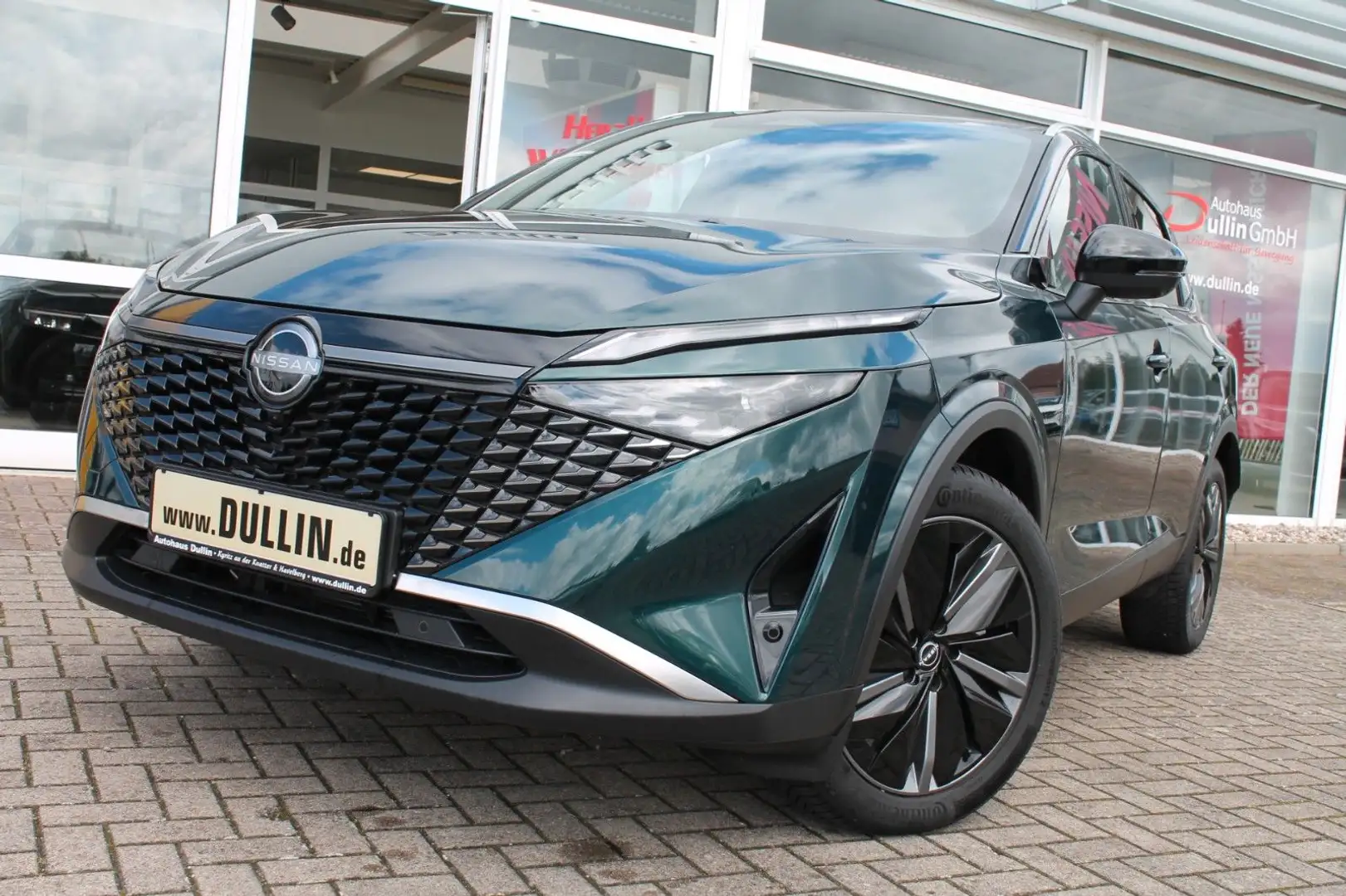 Nissan Qashqai 1,3 Tekna+Automatik+AHZV+Allwetterreifen Grün - 1