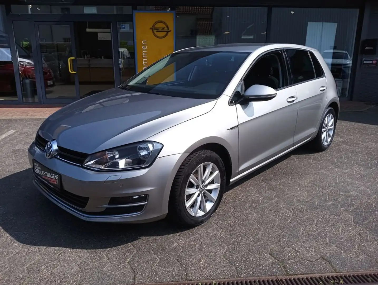 Volkswagen Golf 1.2 TSI Lounge+Allwetter+Sitzheizung+PDC Argent - 2