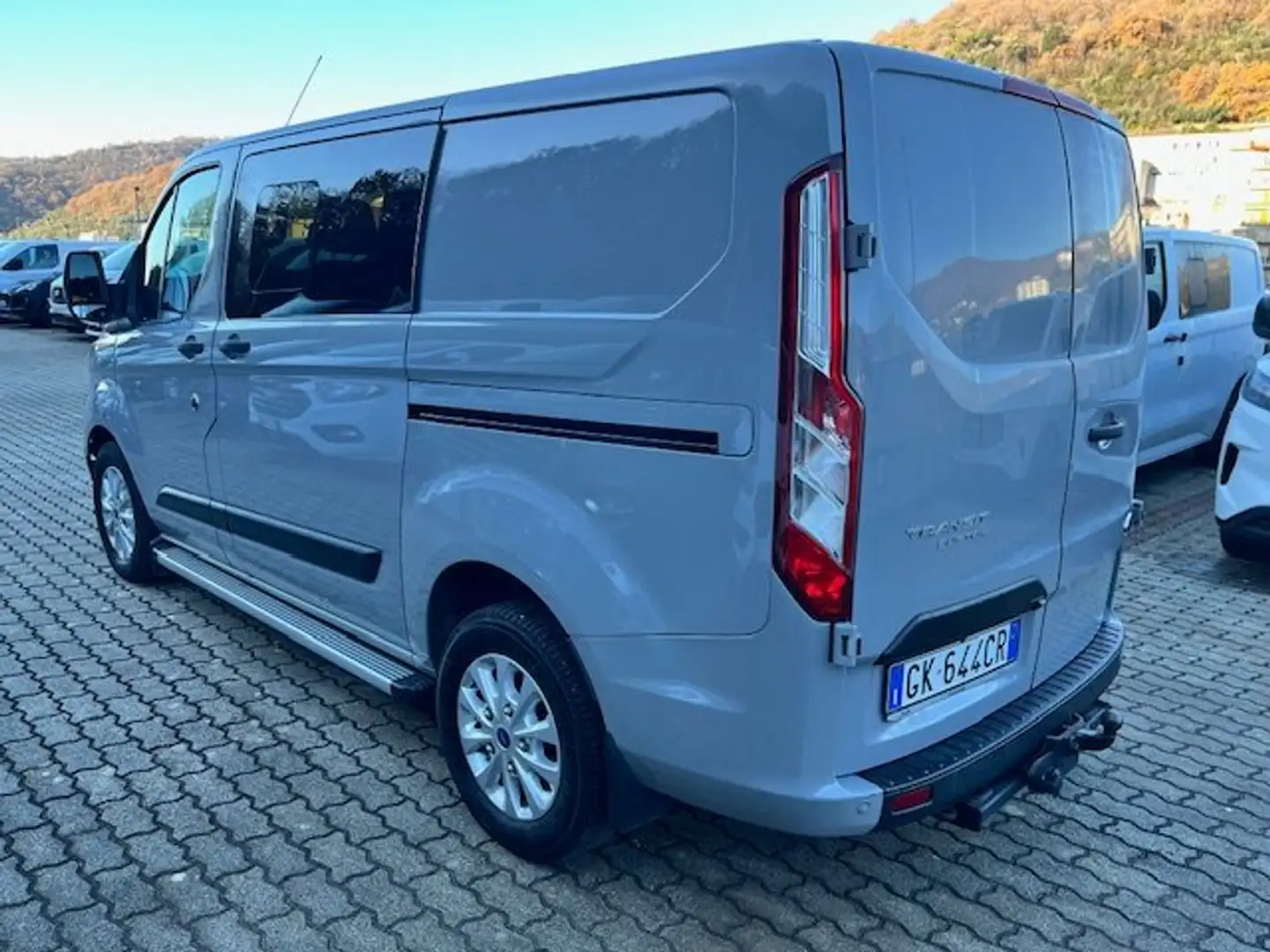 Ford Transit Custom Doppia Cabina 2.0Td Trend 130cv 6posti N1 Gris - 2