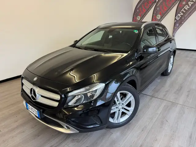 Mercedes-Benz GLA 220 GLA-X156 2014 d (cdi) Premium 170cv auto