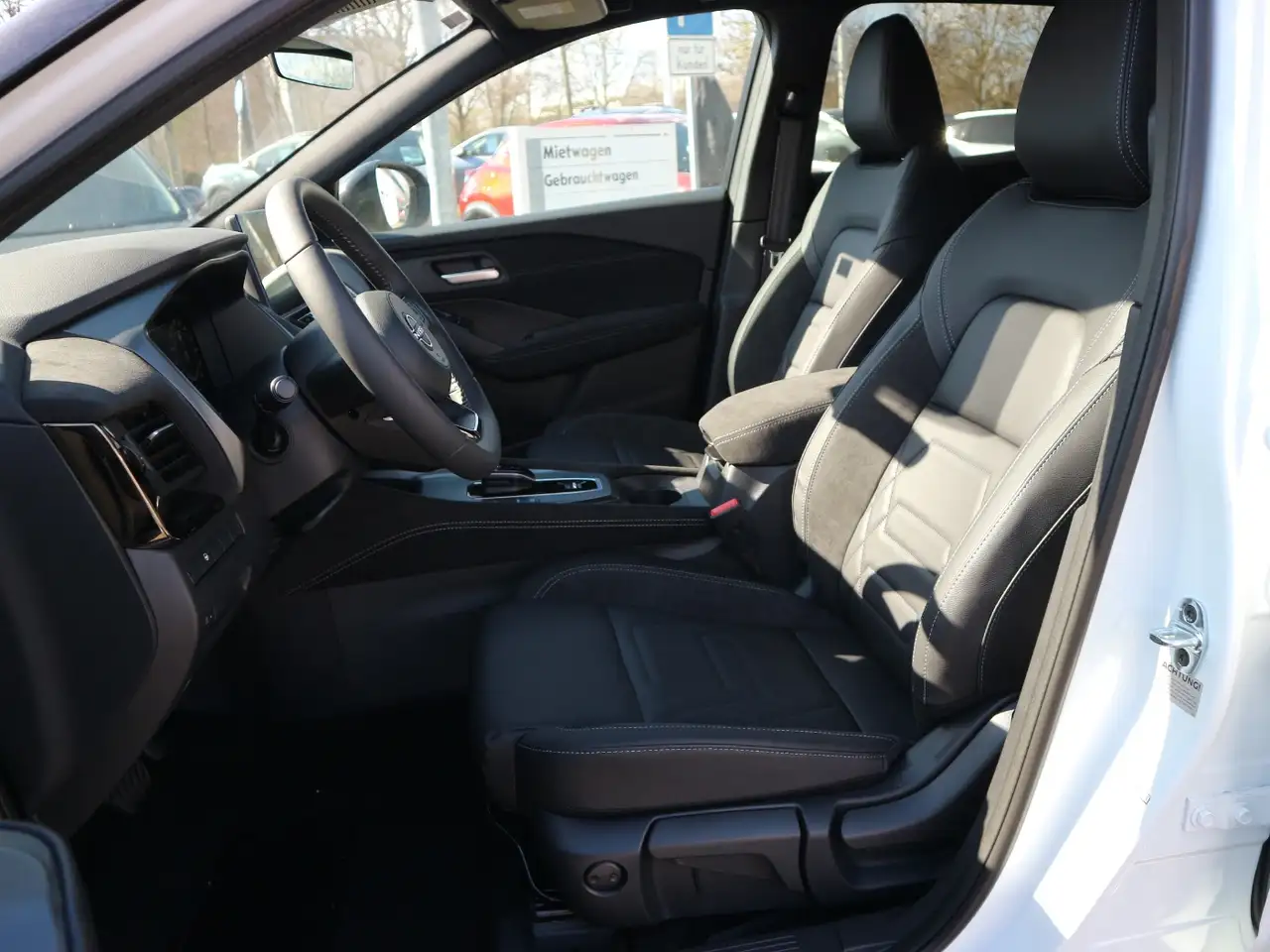 Nissan Qashqai 1.5 e-POWER 4x2 N-Design ProPilot 16