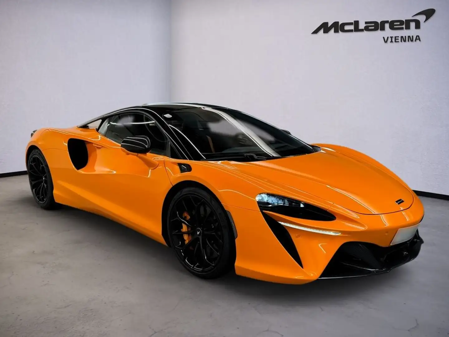 McLaren Artura Artura - MSO Paint - Papaya Spark Orange - 2