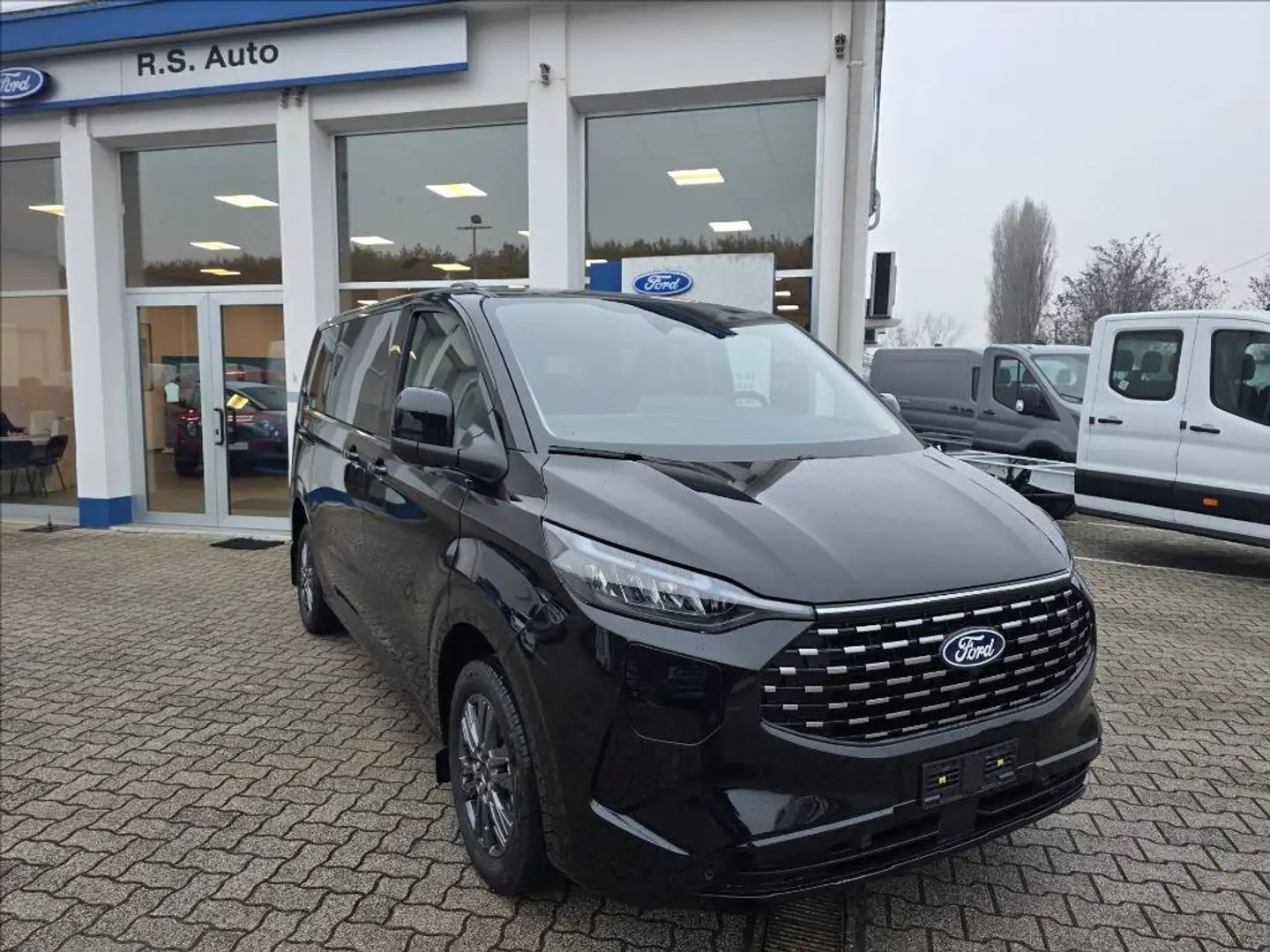Ford Tourneo Custom V710 340 2.5 Duratec phev 233cv Titanium L1H1 Nero - 1