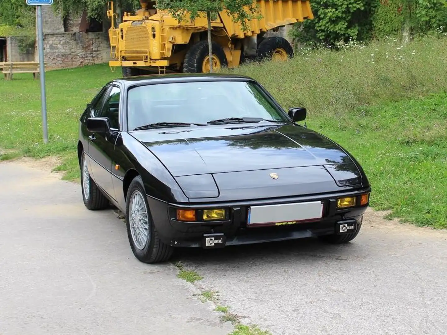 Porsche 924 S Černá - 1